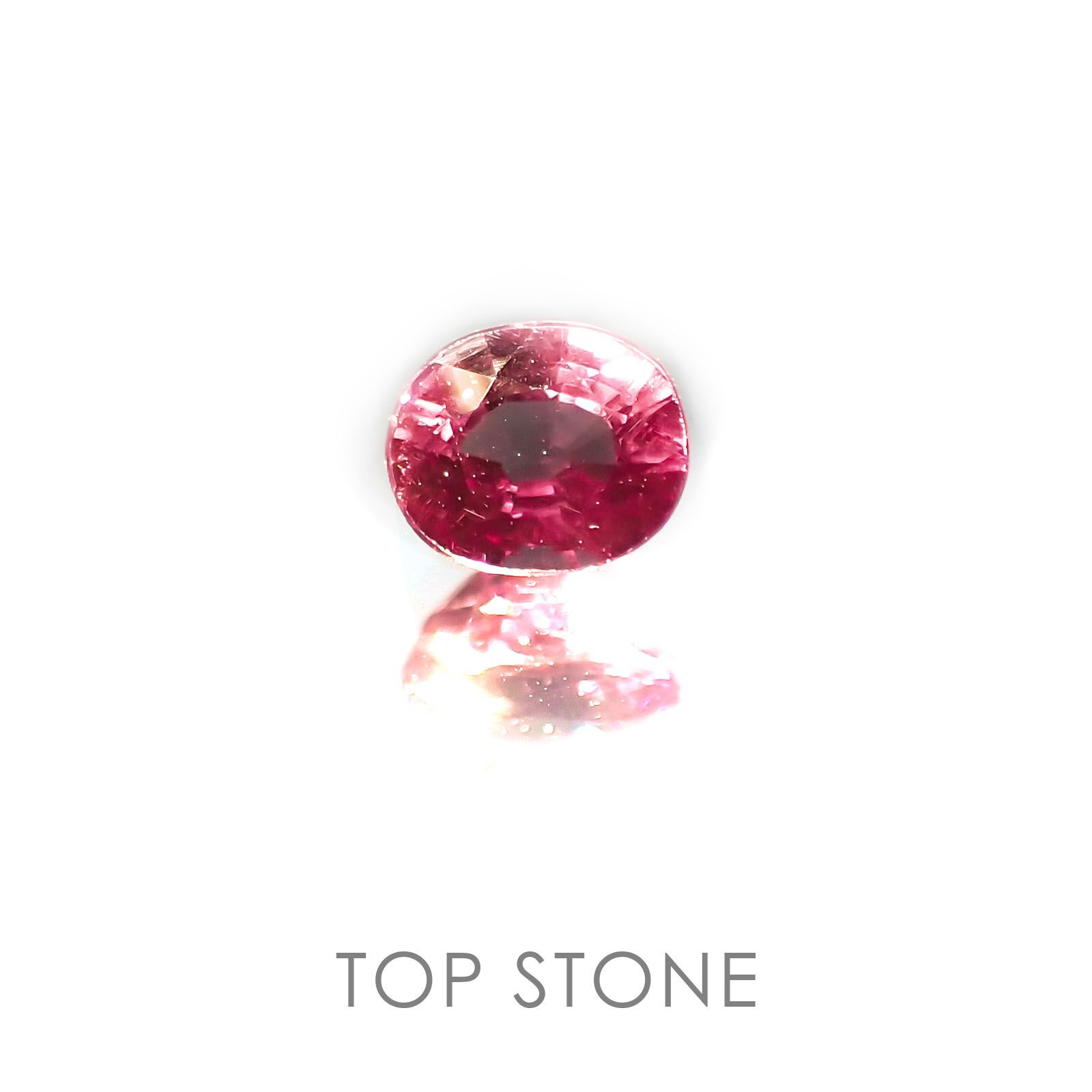 カラーチェンジガーネット(アレキタイプ) マダガスカル・ベキリー産 ルース 0.64ct[20117344]5.1×4.1mm前後