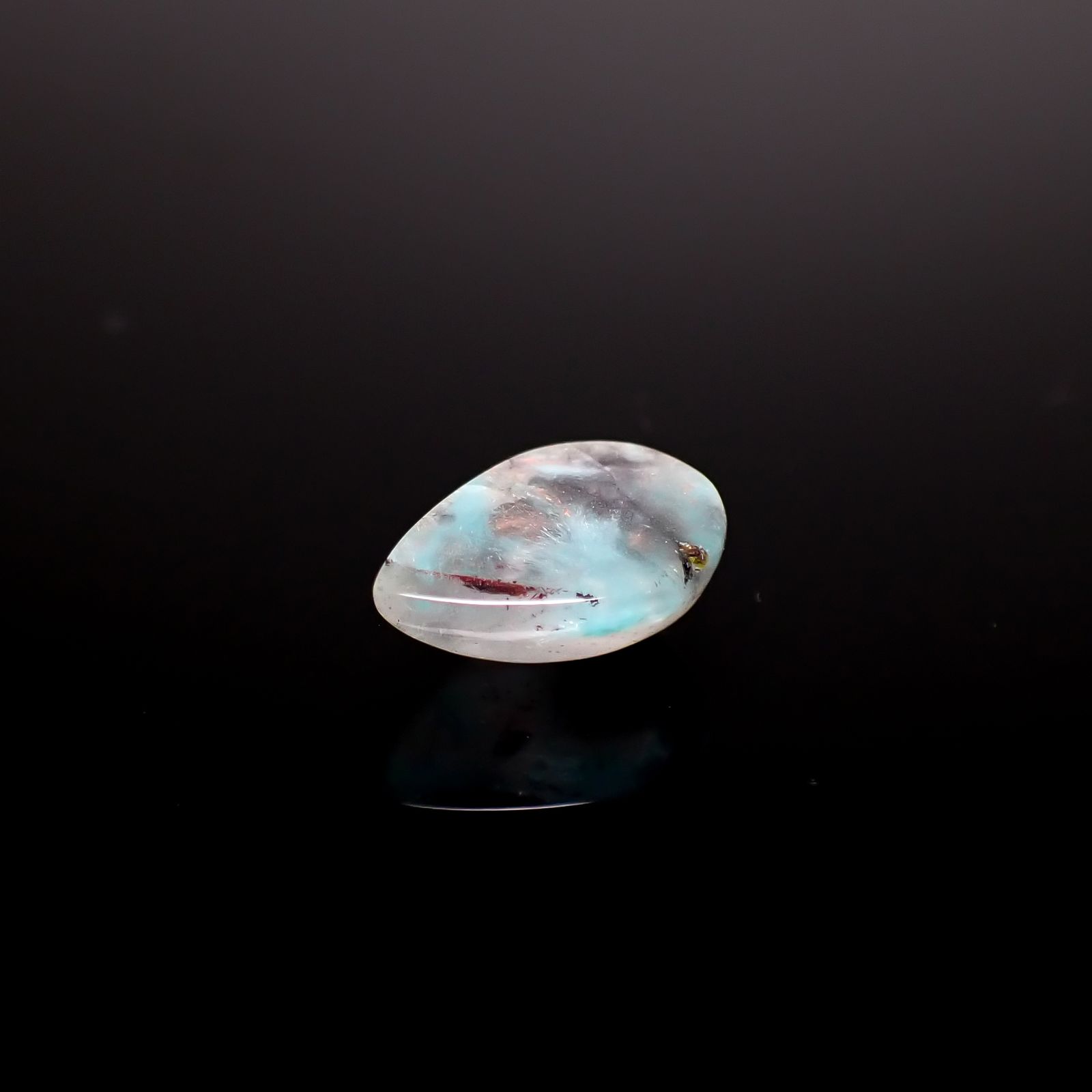 アホイトインクォーツ 南アフリカ・メッシーナ鉱山産 2.67ct [241029324]11.8x8mm前後