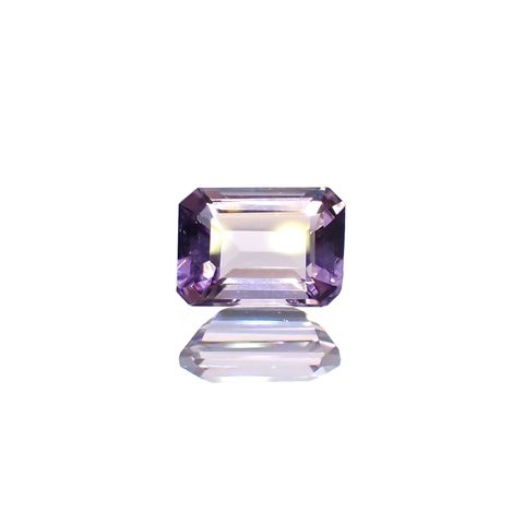 マリアライト フルオレッセンス(宝石名パープル・スキャポライト)スリランカ産 識別済 0.66ct / 6.2x4.5mm前後 [260514879]