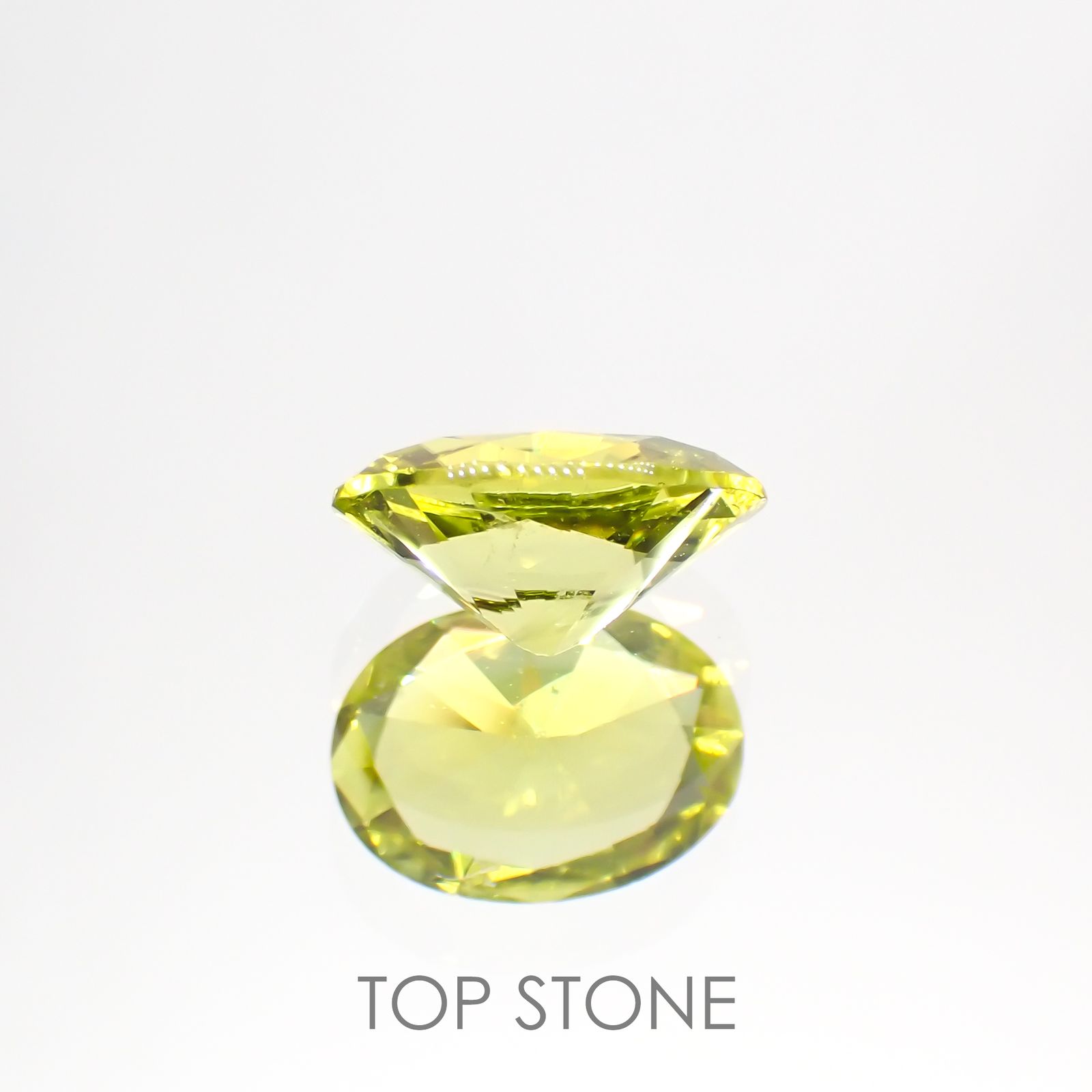 カナリートルマリン(宝石名イエロー・トルマリン)ナイジェリア産 0.963ct ソ付(彩珠)[220717192]7.8x5.6mm前後
