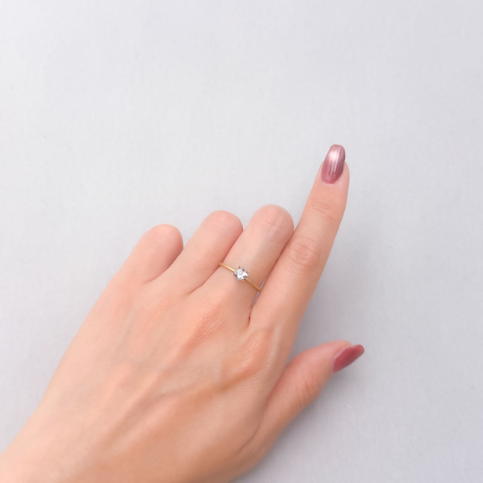 ◇プリンセスカット◇バイカラータンザナイト タンザニア産 0.29ct [250330004]3.8x3.7mm前後