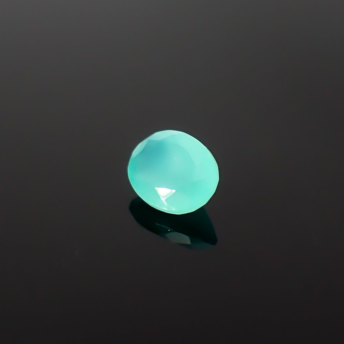 アクアプレーズ 南アフリカ産 1.17ct / 8.1x6.2mm前後 [260432018]