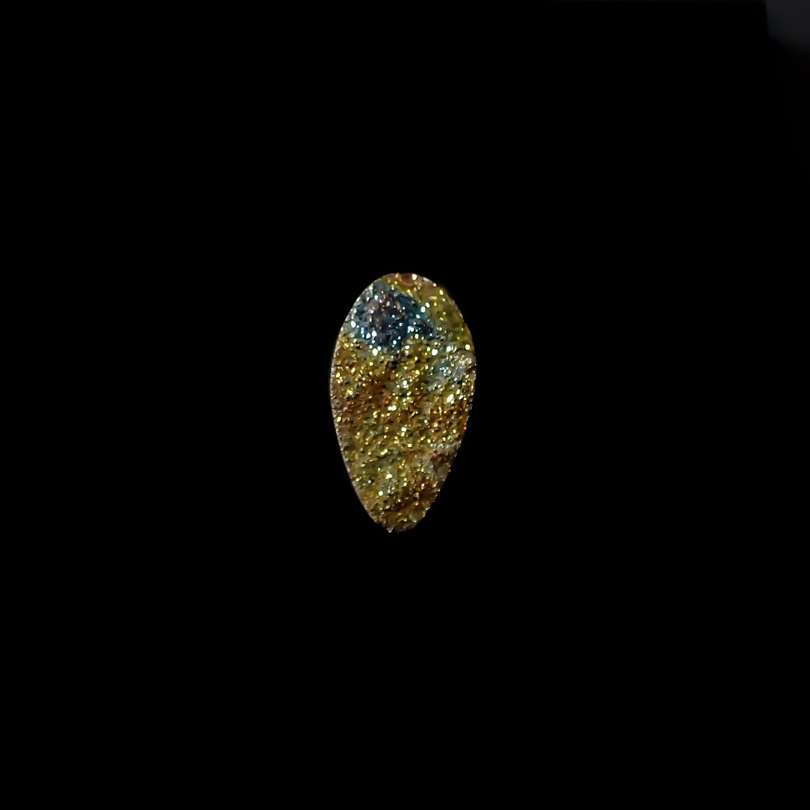 ◇フリーフォーム◇レインボーパイライト 原石 ロシア産 12.88ct[240326427]23.9x13.4mm前後