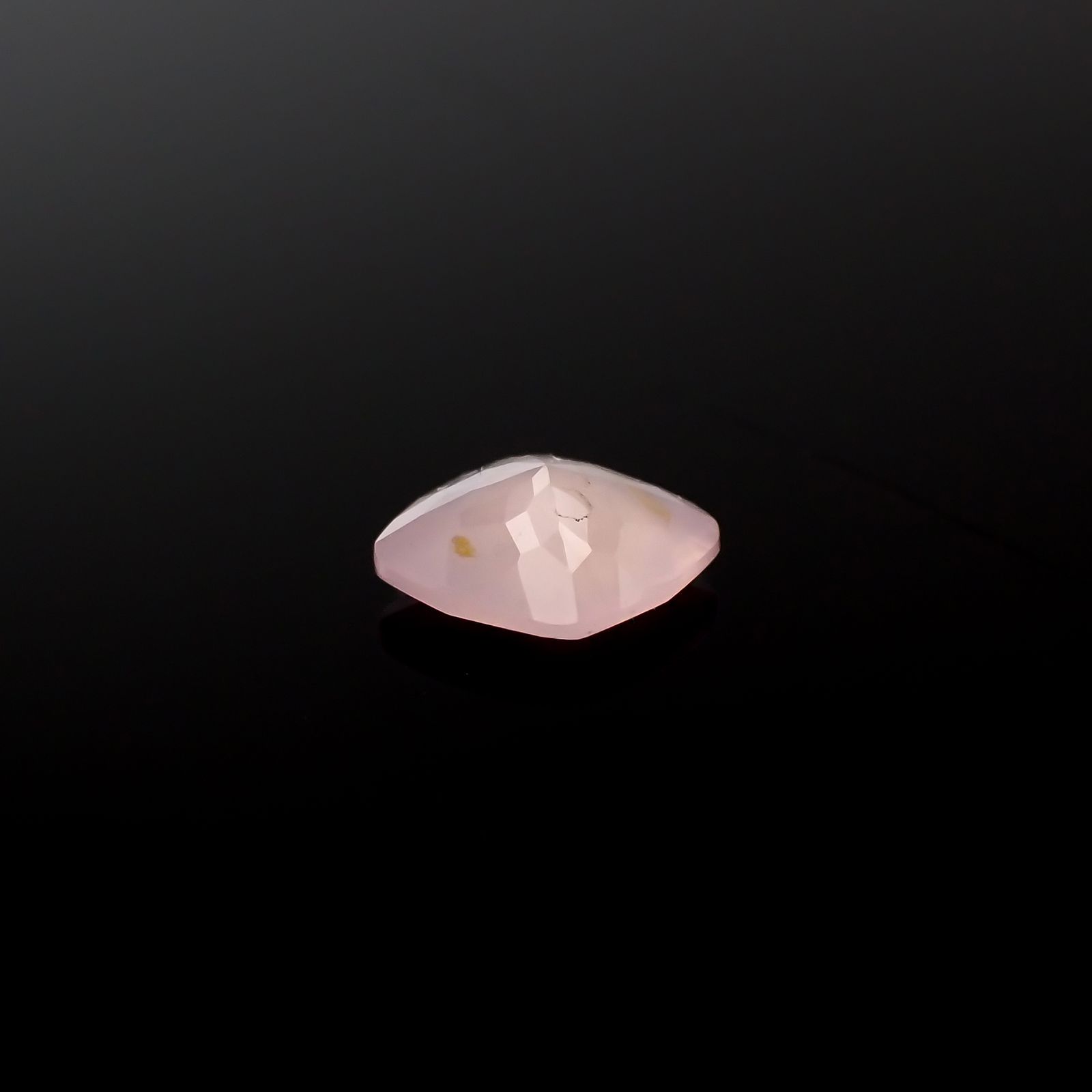 ピンクスミソナイト メキシコ産 0.99ct[240527546]6.1x6mm前後