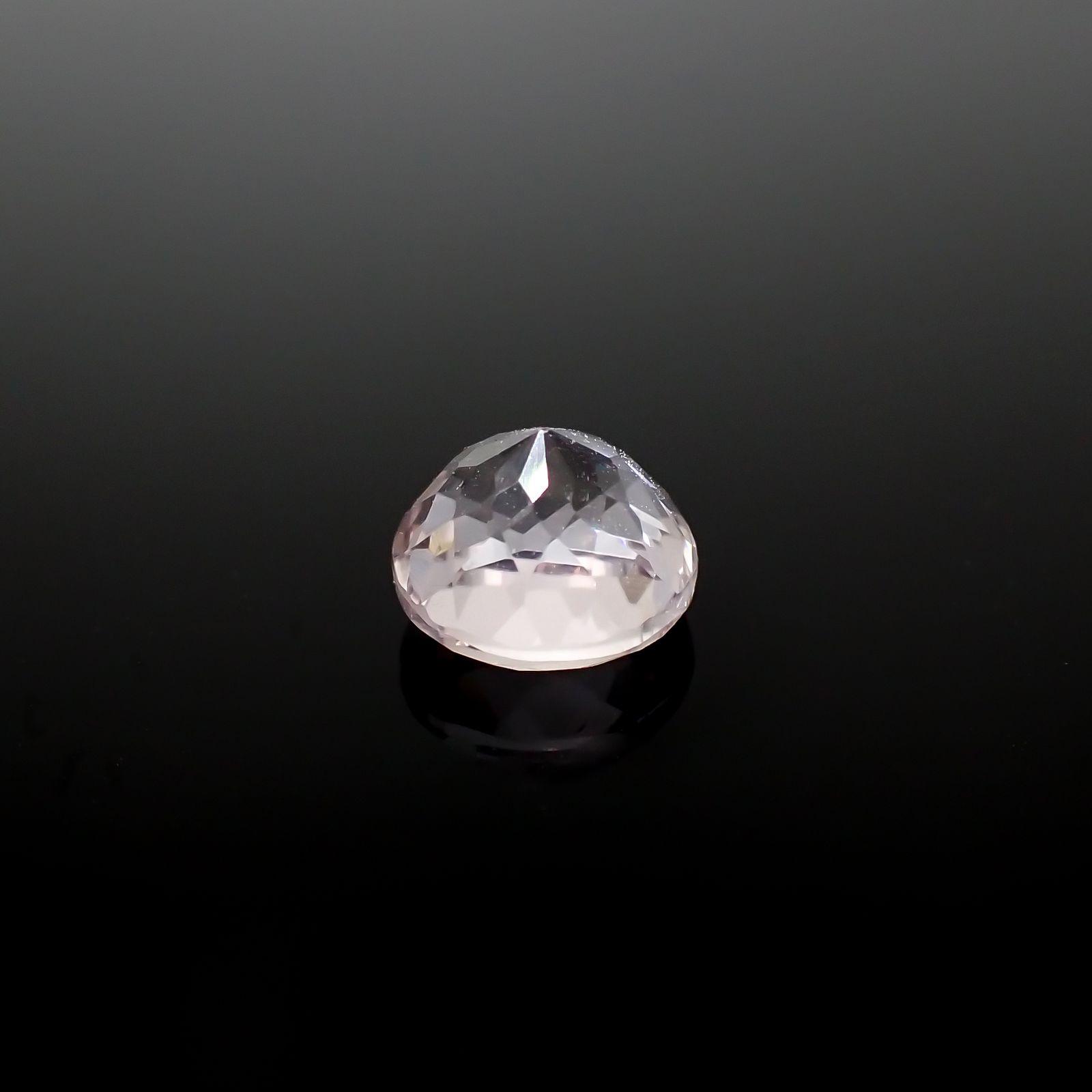 クンツァイト アフガニスタン産 1.16ct[240125355]6.2x6.2mm前後