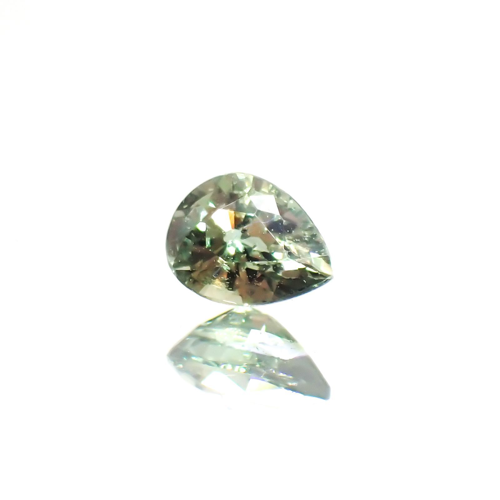 グリーンクリソベリル(宝石名クリソベリル)スリランカ/マダガスカル産 0.28ct 識別済[220114468]4.4x3.3mm前後