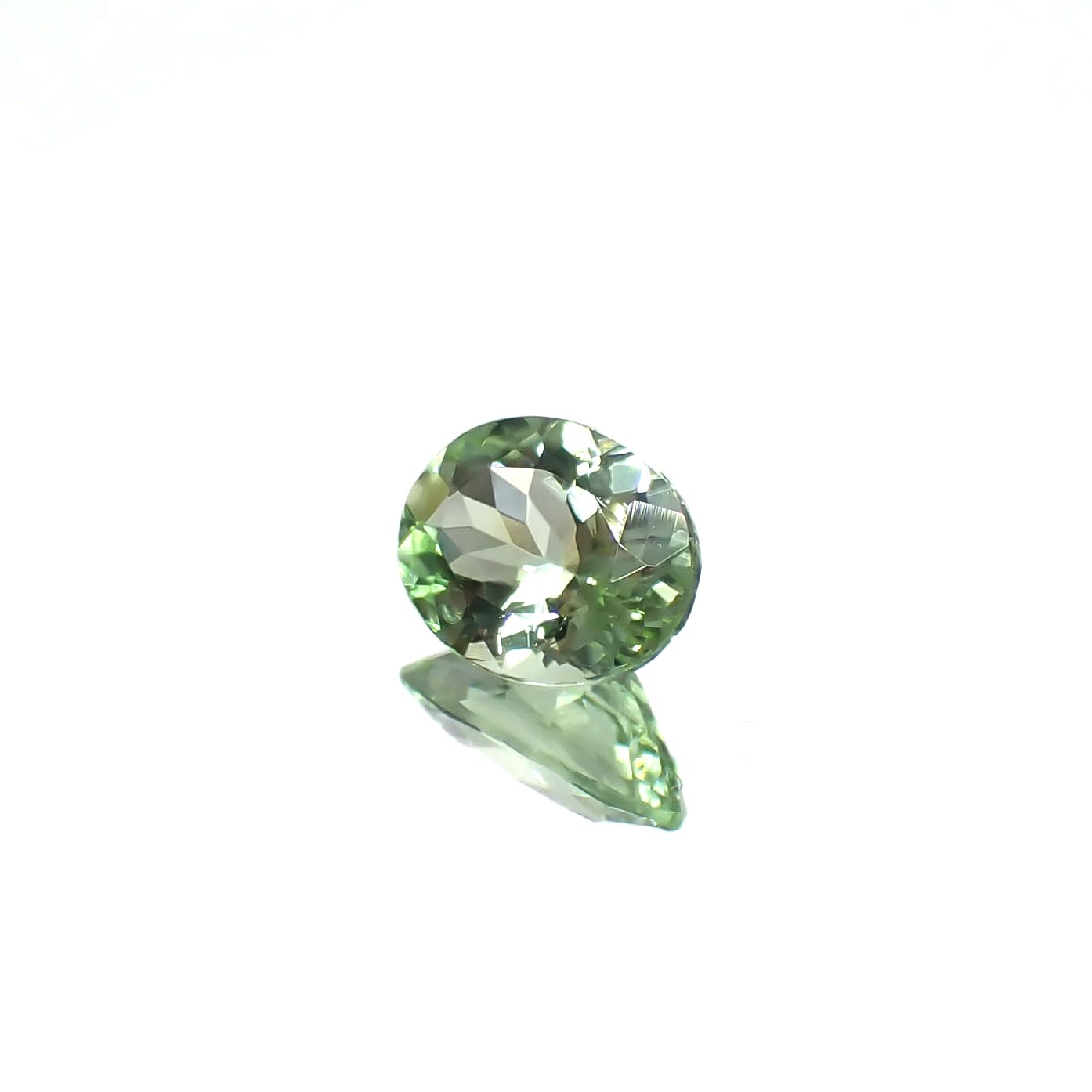 ペリドット(宝石名ペリドット)パキスタン/ノルウェー産 1.248ct ソ付(彩珠)[240728516]8x6.2mm前後