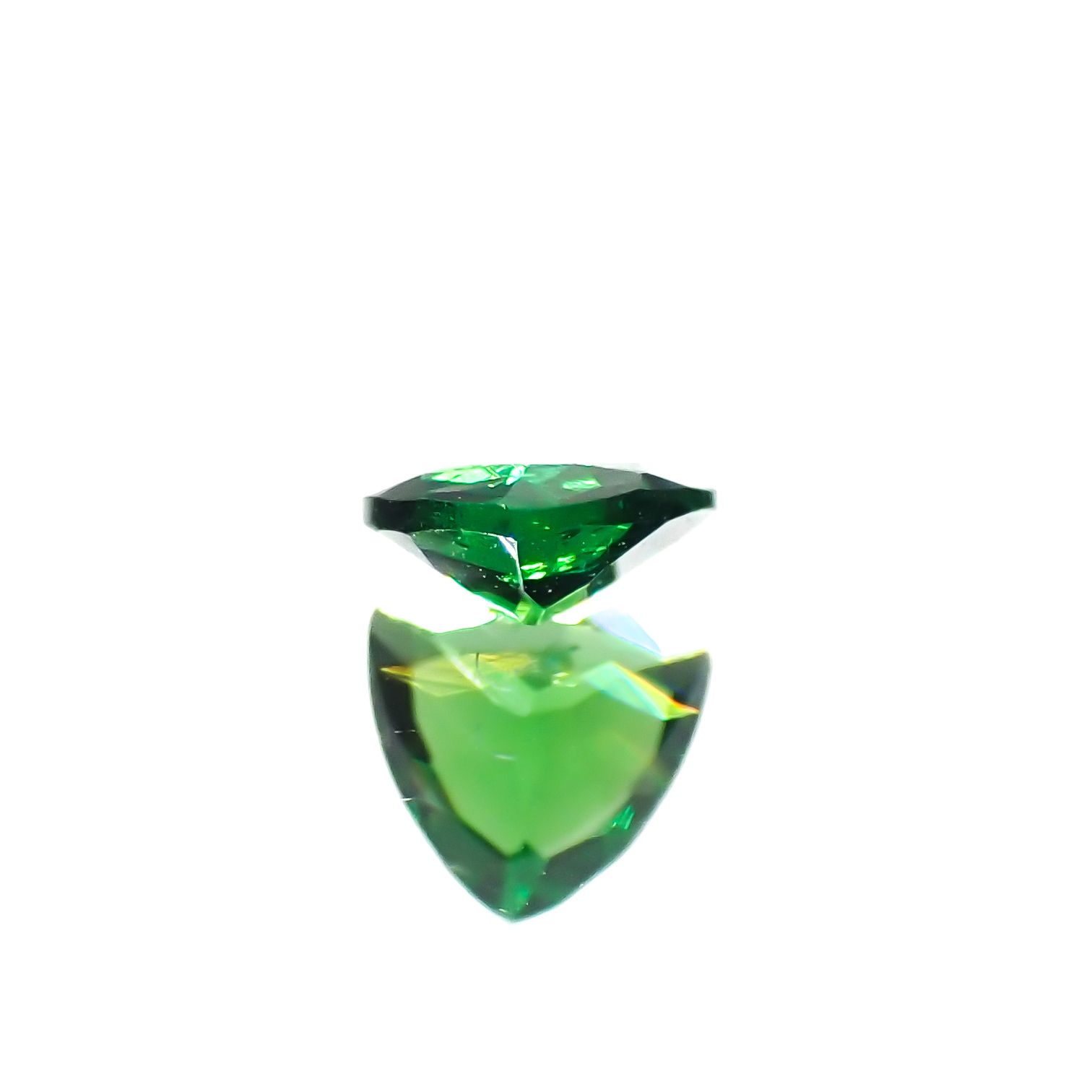 ツァボライト(宝石名ガーネット)タンザニア産 0.29ct 識別済[231224567]4.5x4.6mm前後