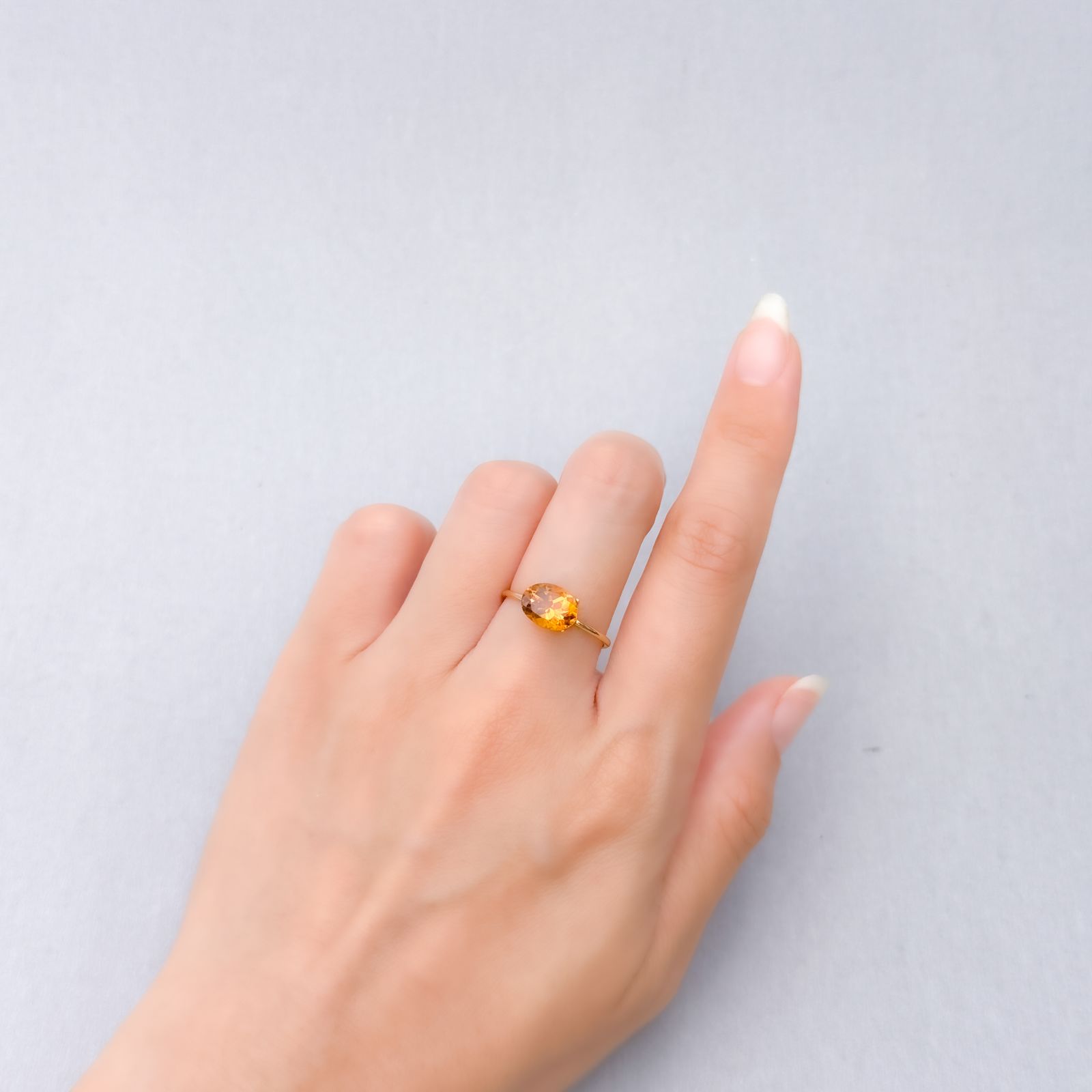 マデイラシトリン ブラジル・ミナスジェライス州産 1.63ct [250630579]9x6.9mm前後
