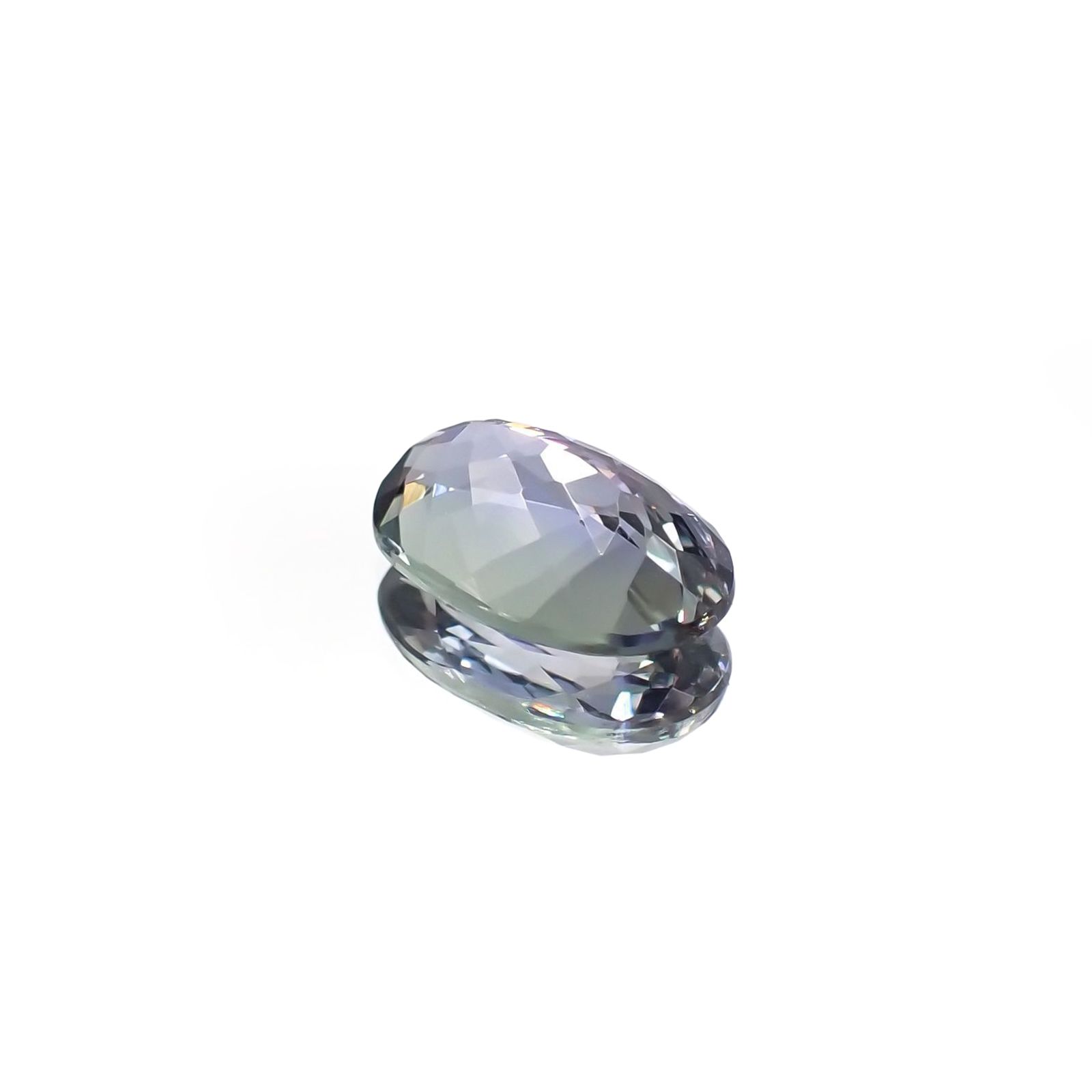 バイカラータンザナイト(宝石名タンザナイト) タンザニア産 ソ付(彩珠) 1.467ct / 8.9x5.8mm前後 [210711821]