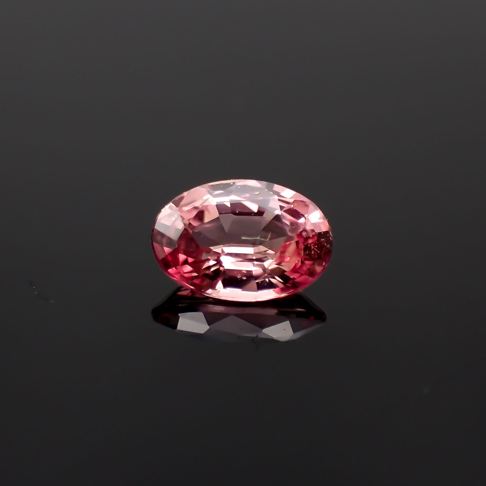 パパラチャサファイア 非加熱(宝石名サファイア/別名パパラチャ・サファイア)スリランカ産 0.48ct GIA鑑付[230521940]5.77x3.97mm前後