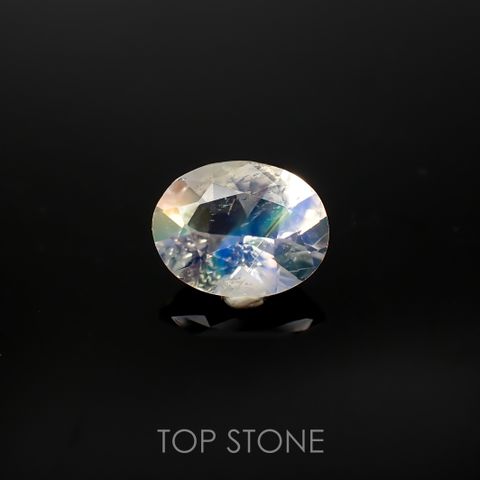 レインボームーンストーン(宝石名ラブラドライト)タンザニア産 1.08ct 識別済[220817476]8.1x6.4mm前後