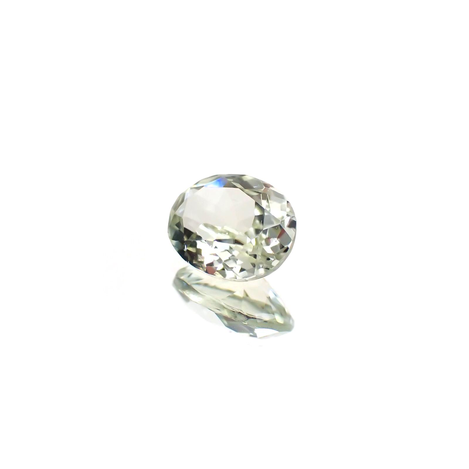 シリマナイト(宝石名シリマナイト) インド産 識別済 1.37ct / 8x6.3mm前後 [210610676]