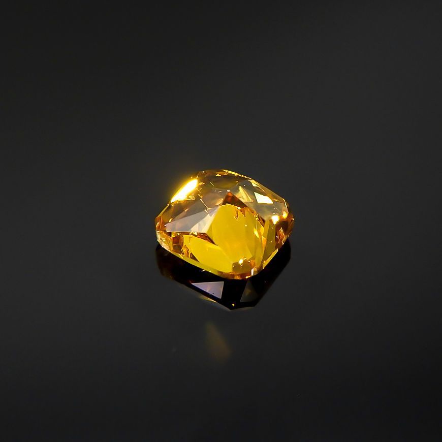 イエローダイヤモンド SI-2 / FANCY DEEP ORANGE YELLOW(宝石名ダイアモンド) 0.122ct ソ付(CGL)[220115155]2.86x2.61mm前後