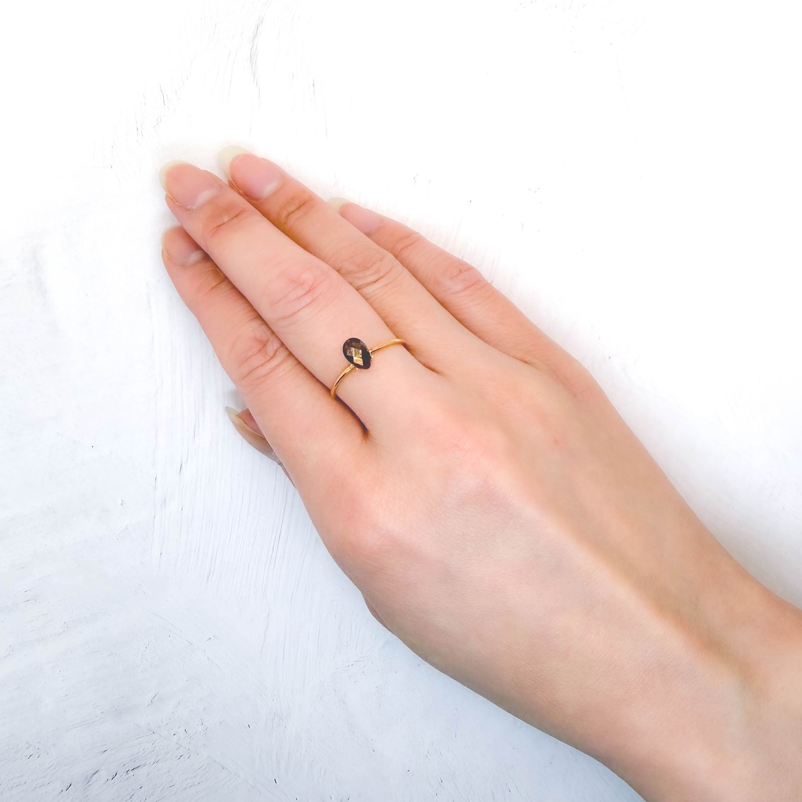 ◇リバーシブル・チェッカーカット◇レインボーガーネット 日本・奈良県産 0.91ct / 7.2x4.8mm前後 [260432086]