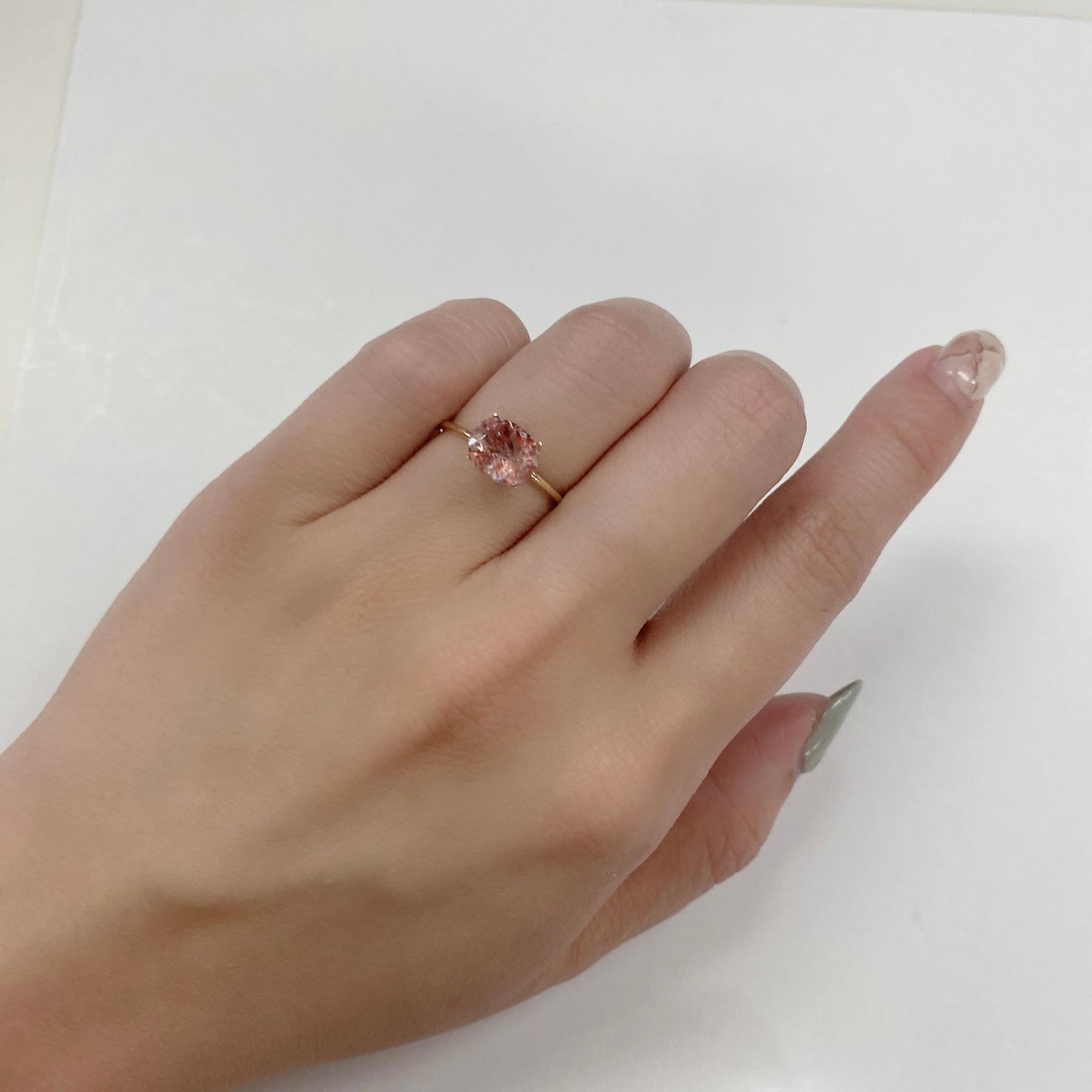 ファイヤークォーツ ナイジェリア産 ルース 1.4ct[210410203]8.3×6.8mm前後