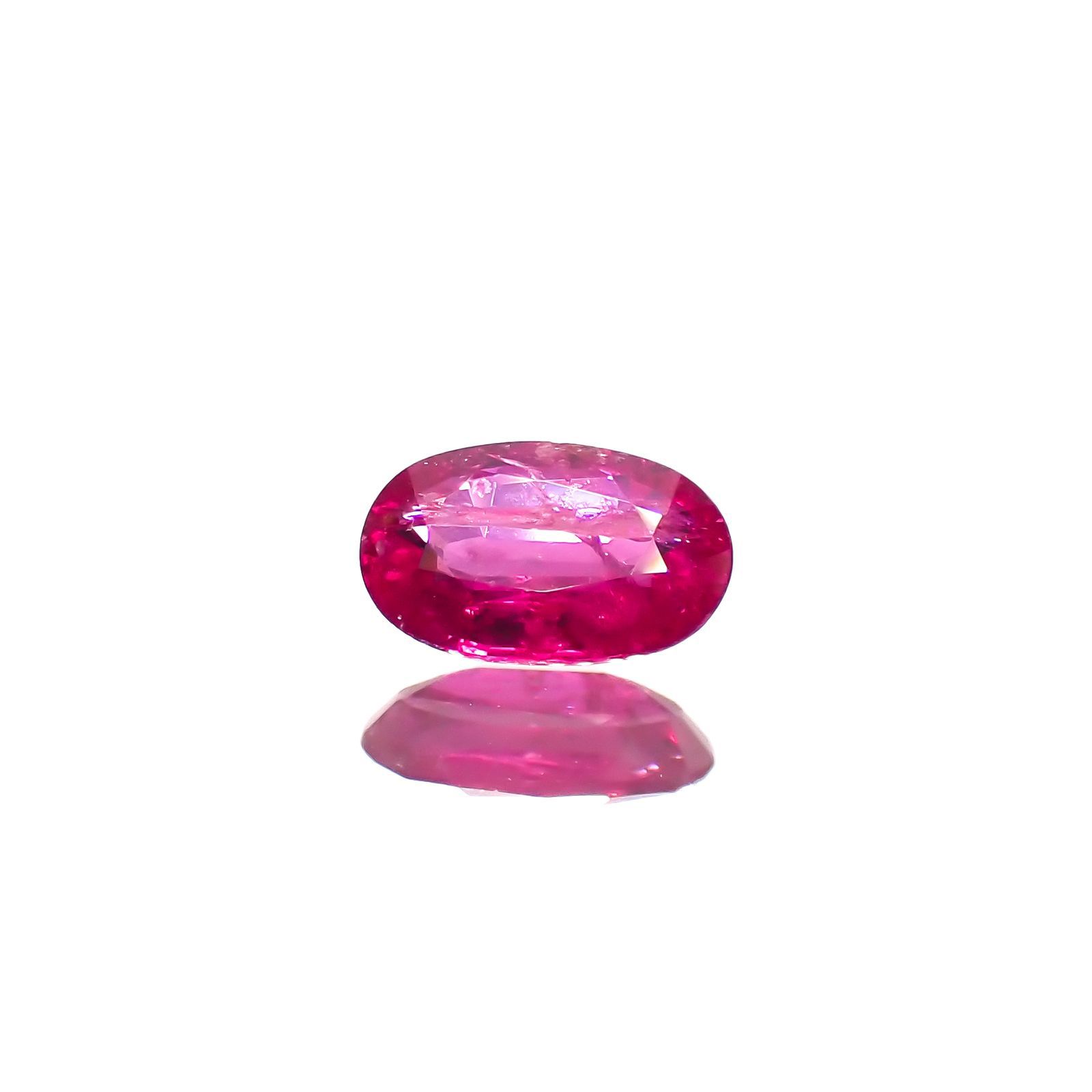 ルビー(宝石名ルビー)モザンビーク産 0.40ct 識別済[220616088]5.6x3.5mm前後 | TOP STONE(トップストーン)