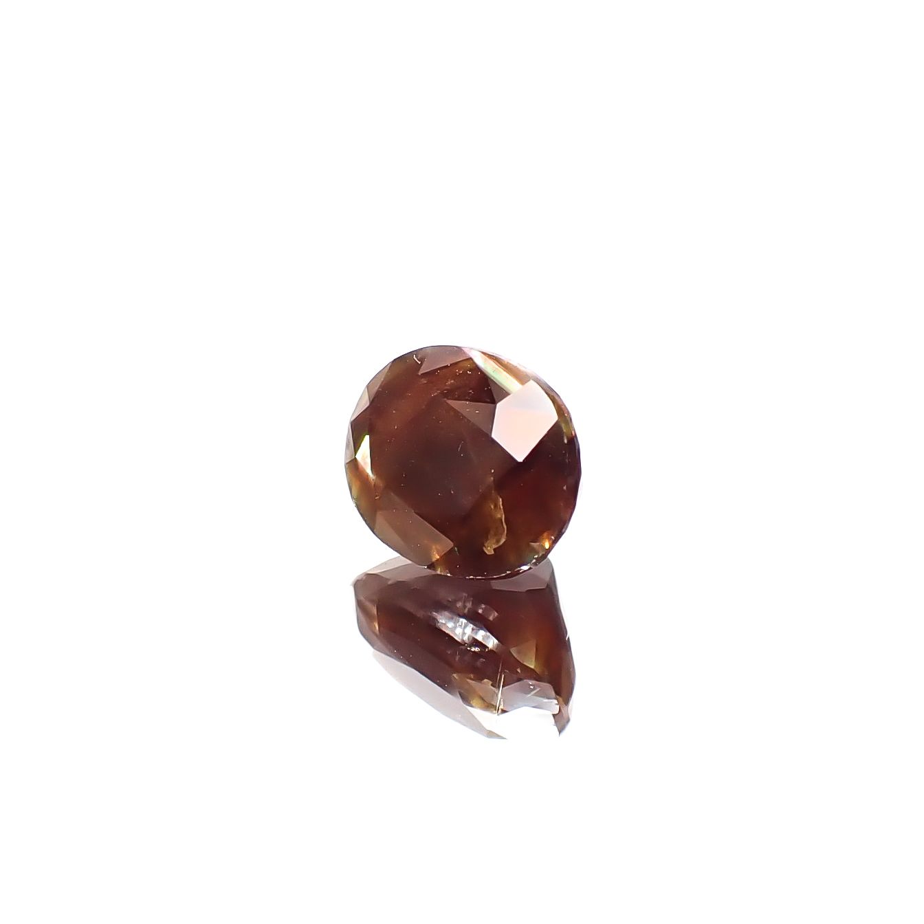レインボーガーネット 日本・奈良県産 2.80ct [250129673]8.6x6.7mm前後