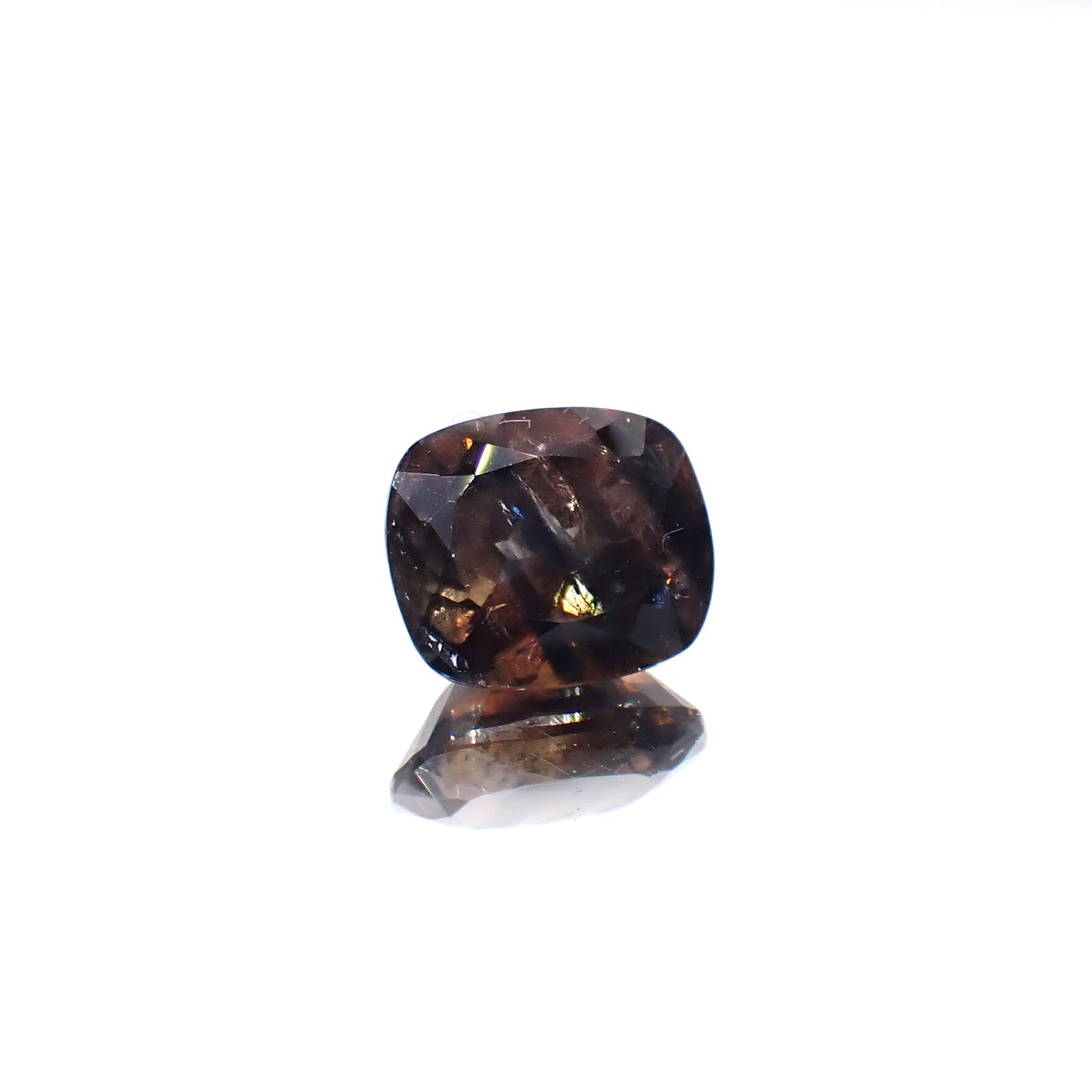 ブルーティントアキシナイト パキスタン産 3.82ct [250730815]10.1x8.6mm前後