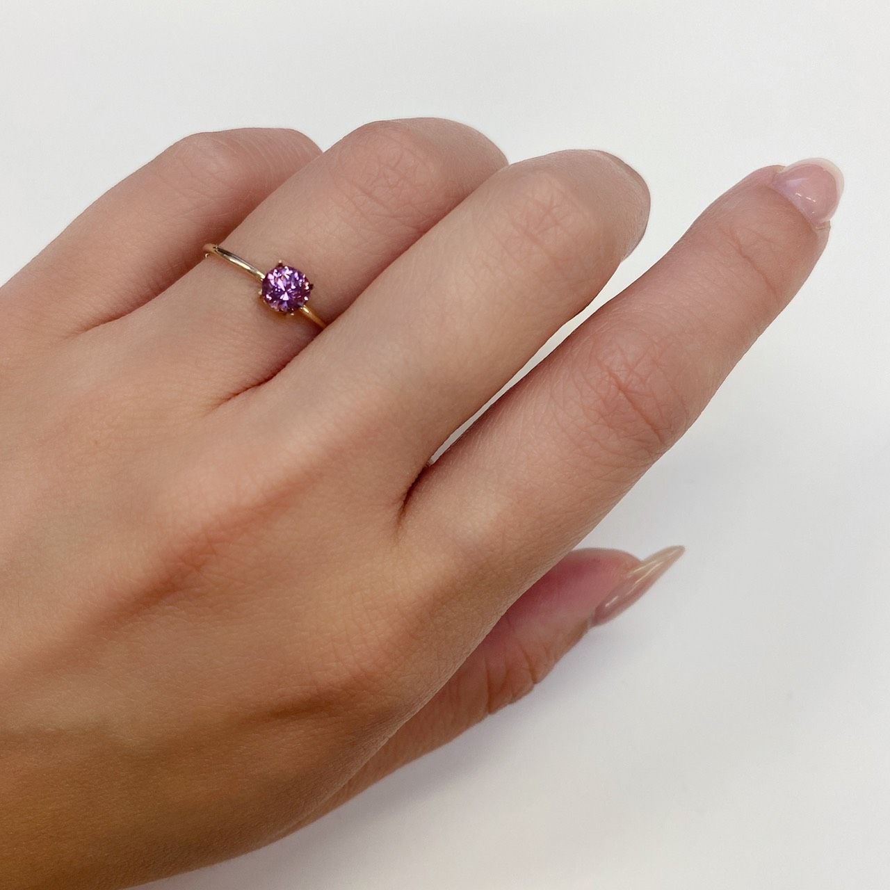 ピンクスピネル ビルマ産 ルース 0.52ct[210911116]4.9×4.8mm前後