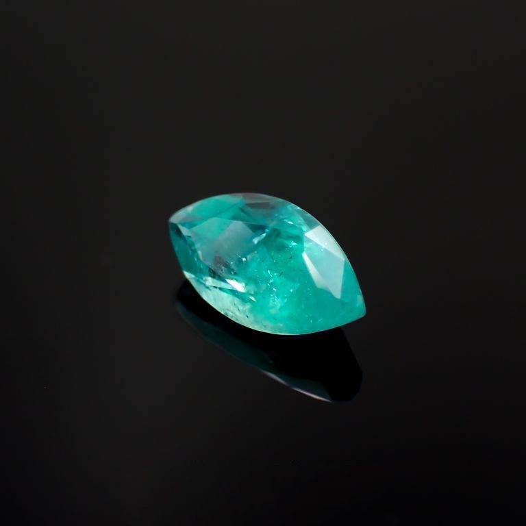 パライバトルマリン(宝石名トルマリン/別名パライバ・トルマリン)ブラジル・キントス鉱山産 0.34ct 識別済[221018835]6.5x3.5mm前後