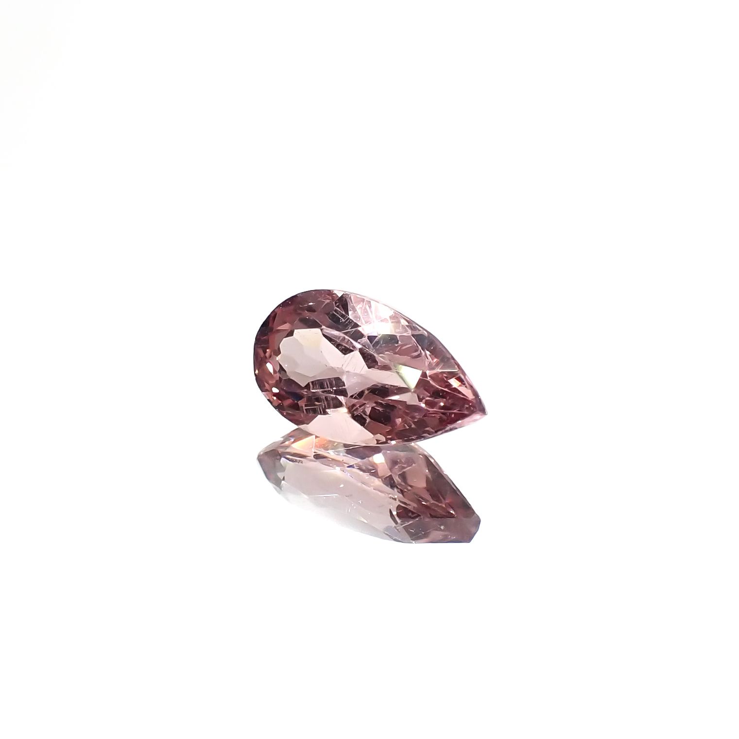 ピンクアパタイト ブラジル産 0.93ct[231224929]8.2x4.7mm前後