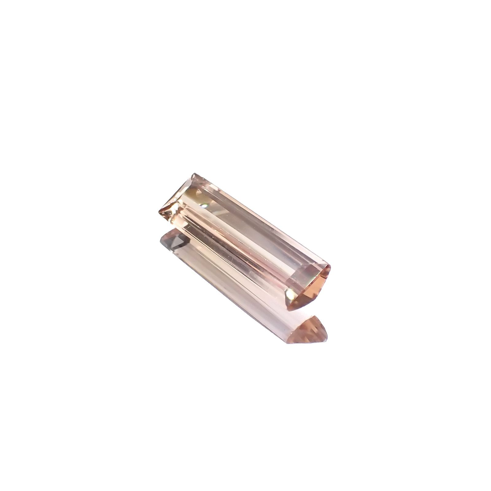 バイカラートパーズ ブラジル産 1.18ct / 12.8x3.6mm前後 [231023704]