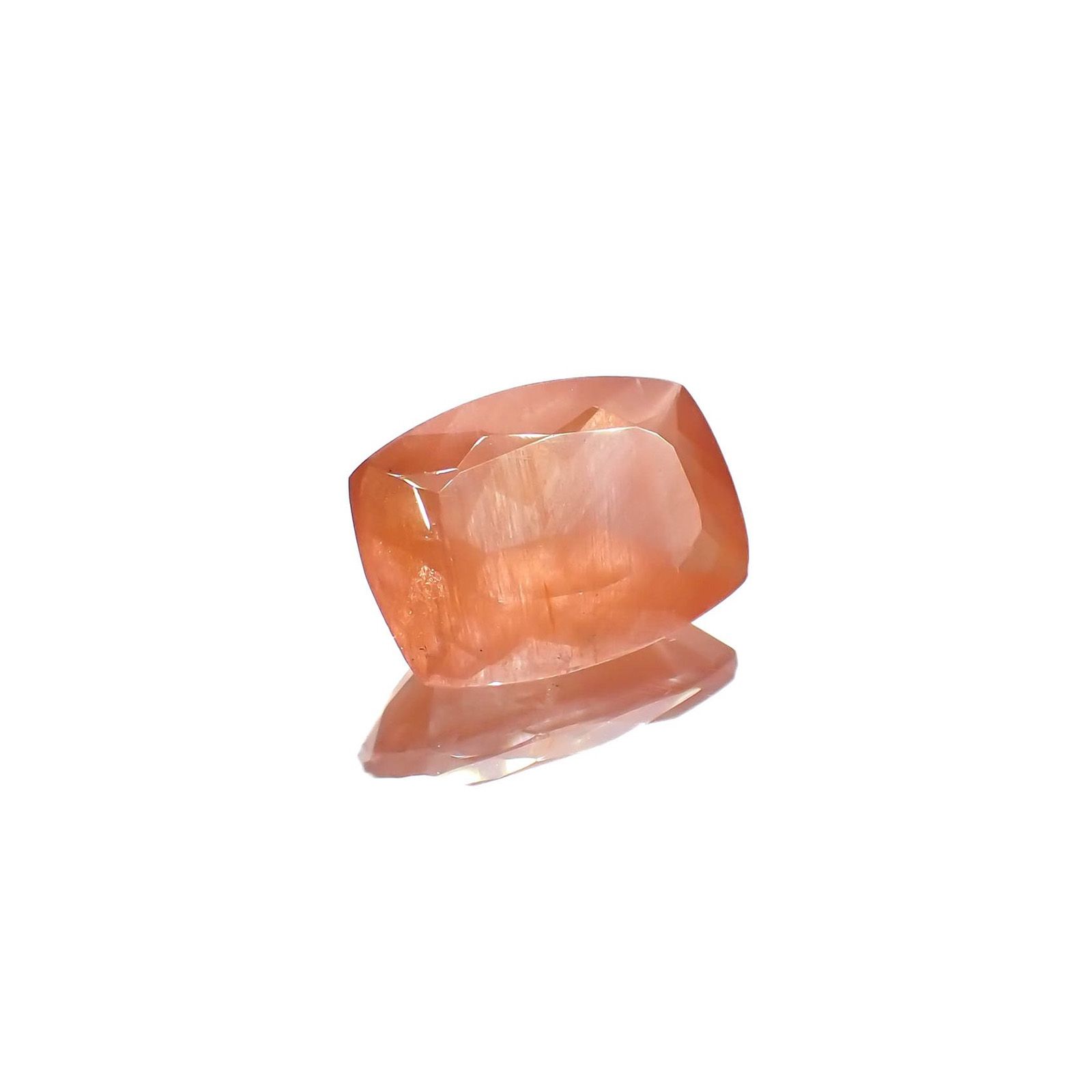 サンストーンスキャポライト(宝石名シーン・スキャポライト)タンザニア産 識別済 4.29ct / 12.8x9.2mm前後 [260819280]