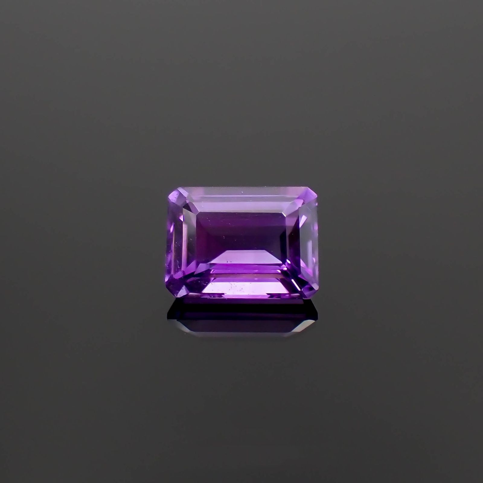 カラーシフトアメジスト ブラジル/ウルグアイ産 1.58ct[230120181]8.1x6.1mm前後