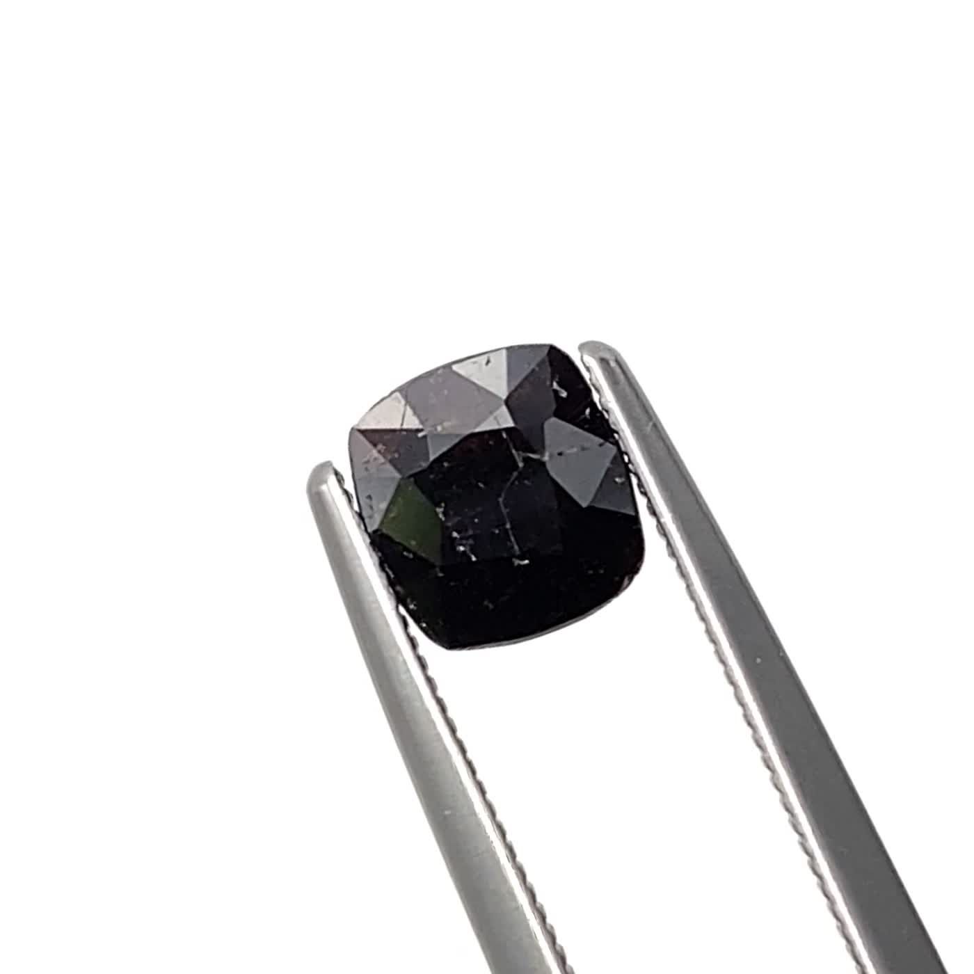 ペイナイト(宝石名ペイナイト)ビルマ産 1.563ct ソ付(彩珠)[241229671