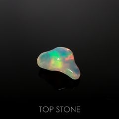 ◇バロック型◇エチオピアオパール エチオピア産 ルース 2.22ct[210611396]12.2×7.7mm前後