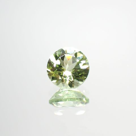 ペリドット(宝石名ペリドット) パキスタン産 1.04ct 識別済[210813073]6.4×6.4mm前後