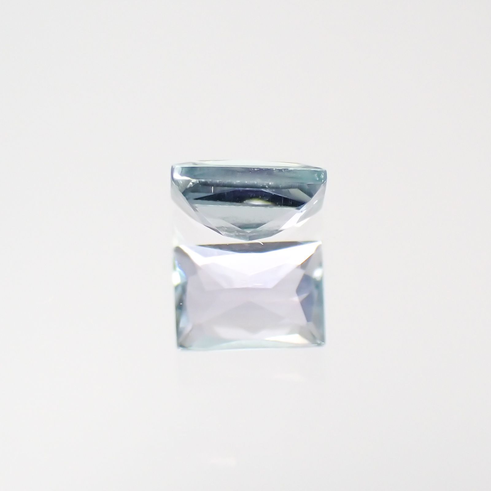 ブルーグリーンコーネルピン(宝石名コーネルピン)タンザニア産 0.11ct 識別済[240219229]3x2mm前後