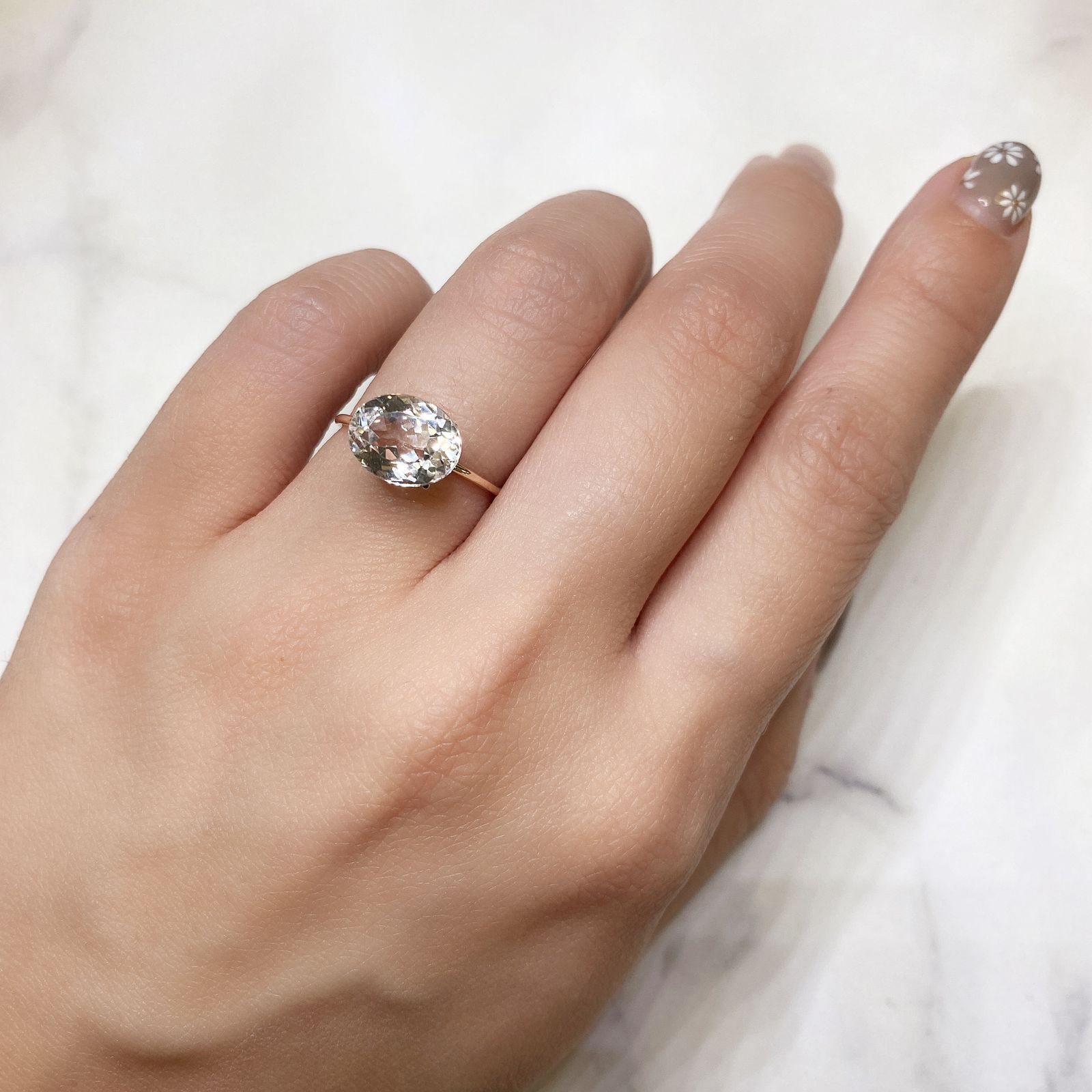 カラーレススポジュミン(宝石名ホワイト・スポジュミン) ブラジル産 3.17ct 識別済[210912626]9.8×7.8mm前後