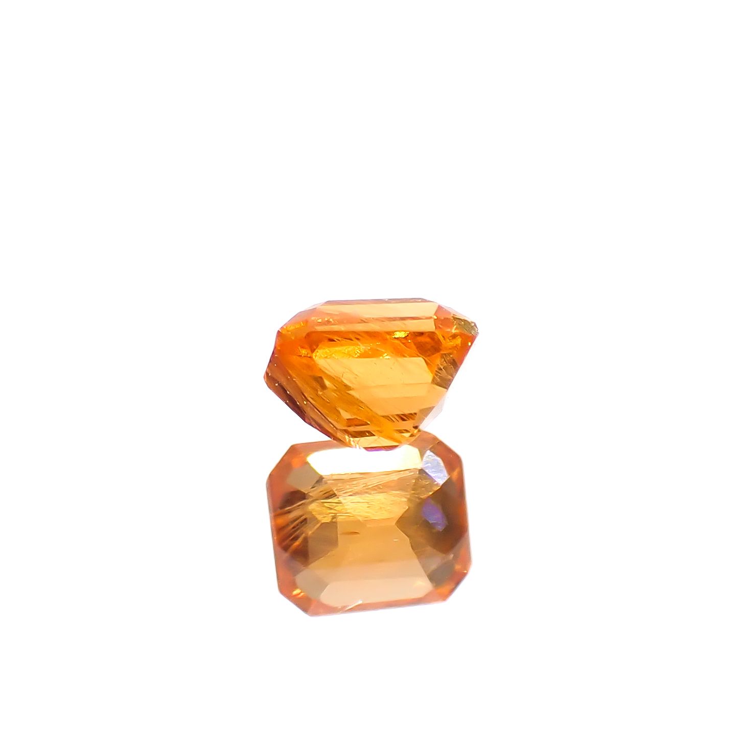 マンダリンガーネット マダガスカル産 0.27ct[240628223]3.4x2.9mm前後