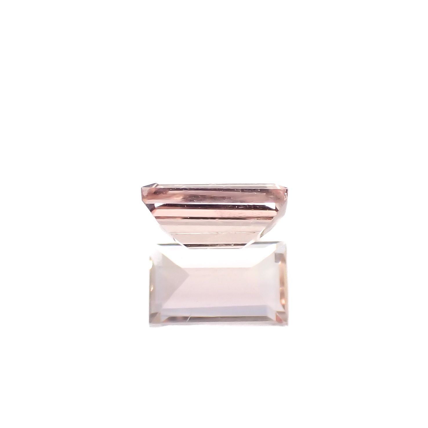 インペリアルトパーズ ブラジル産 0.34ct[230923554]5x3mm前後