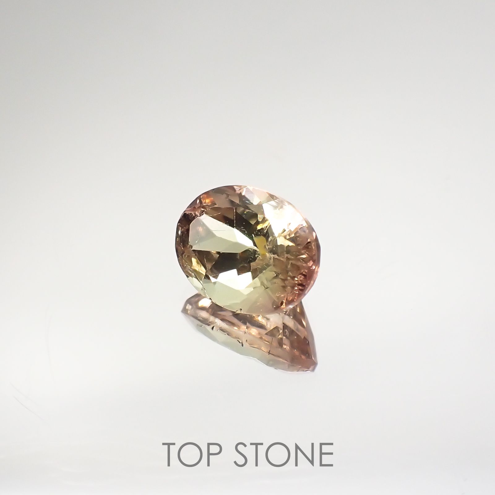 パーティカラートルマリン(宝石名パーティカラード・トルマリン) ブラジル産 1.443ct ソ付(彩珠)[210711884]7.9×6mm前後