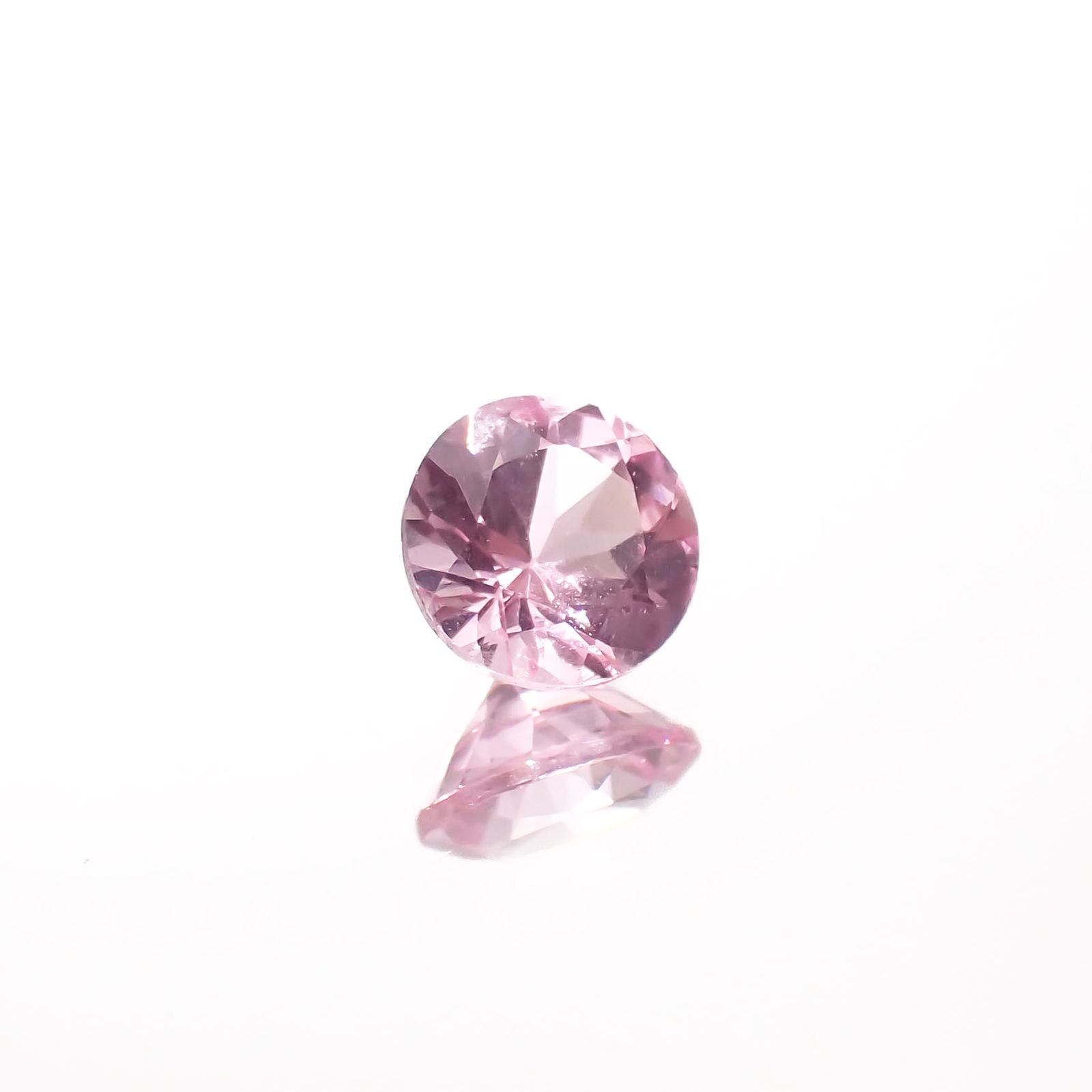 シルキーピンクスピネル タンザニア産 0.38ct[230421581]4.3x4.3mm前後