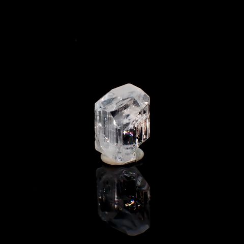 ダンビュライト原石 メキシコ産 11.67ct / 16.1x11.5mm前後 [260532169]