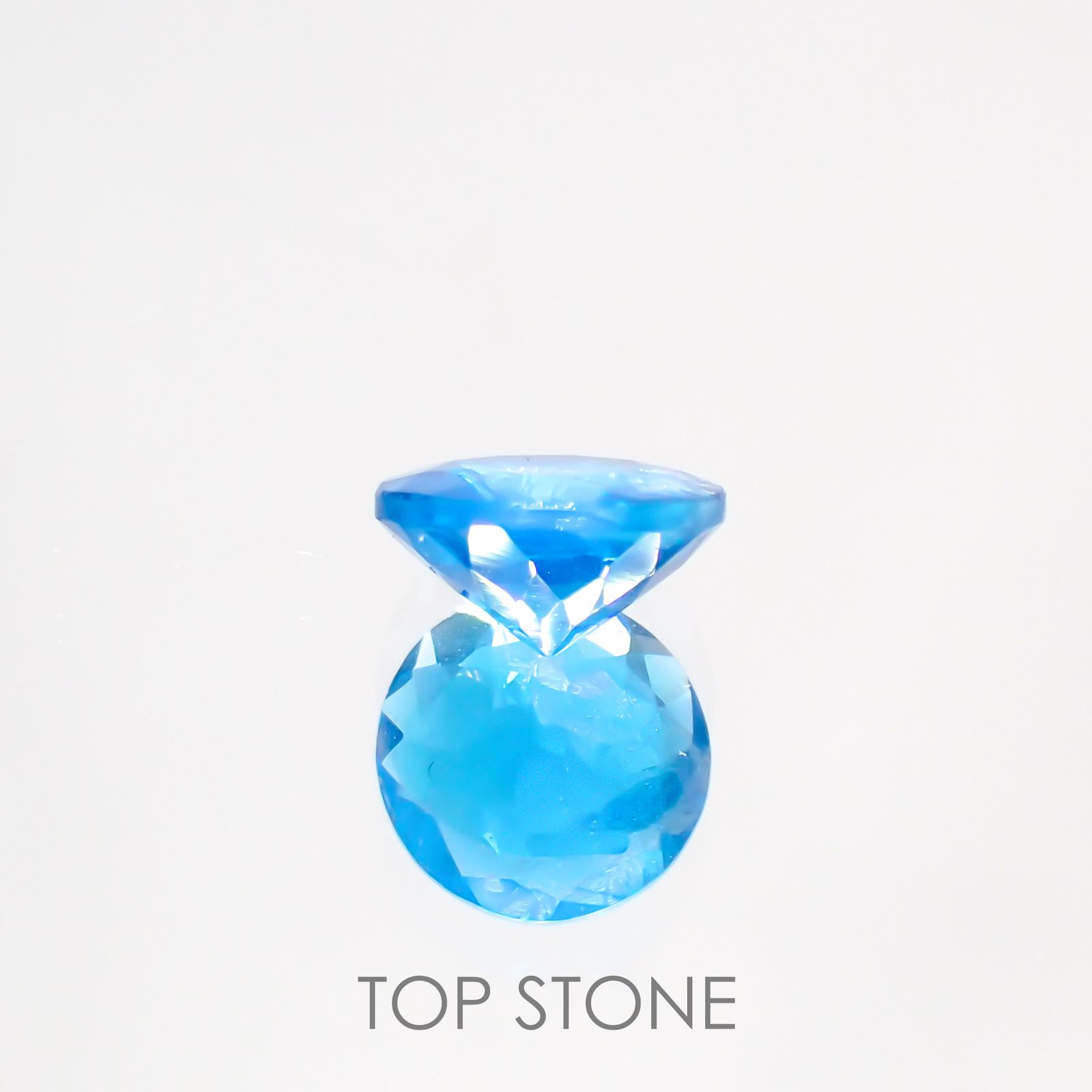 ネオンブルーアパタイト(宝石名アパタイト) マダガスカル産 1.18ct 識別済[210913051]6.9×6.9mm前後