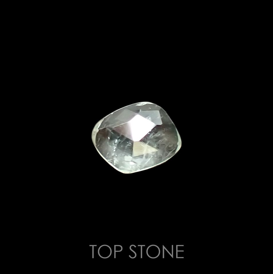 ◇ローズカット◇バナジウムコーネルピン(宝石名コーネルピン)タンザニア・タンガ州産 0.66ct 識別済[220115550]5.6x4.6mm前後