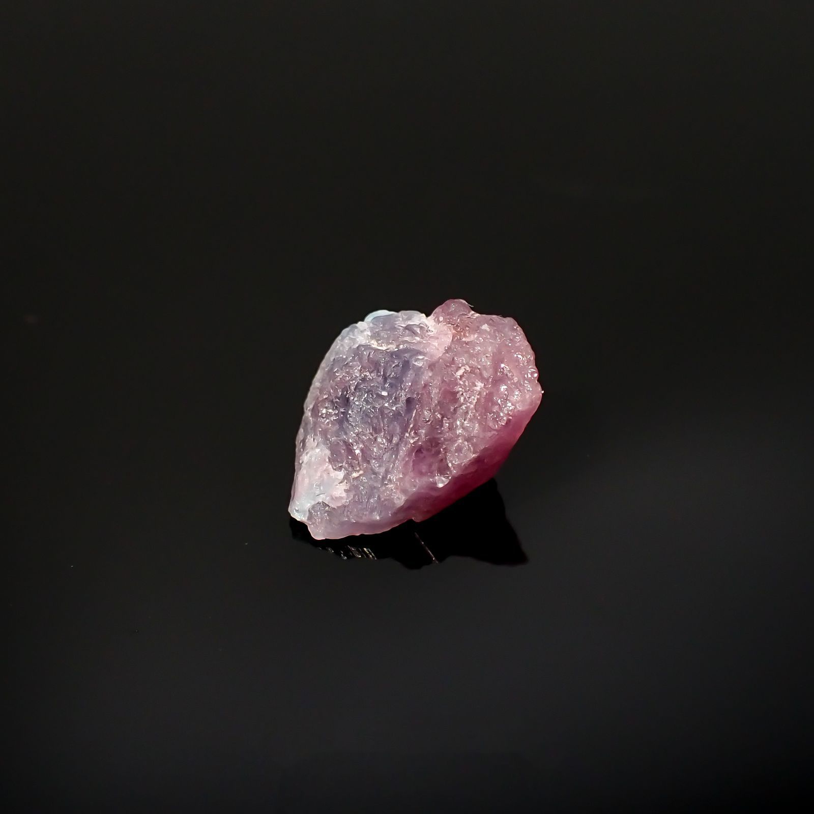 バイカラーパライバトルマリン 原石 ブラジル産 2.91ct[220516010]10.7x10.4mm前後