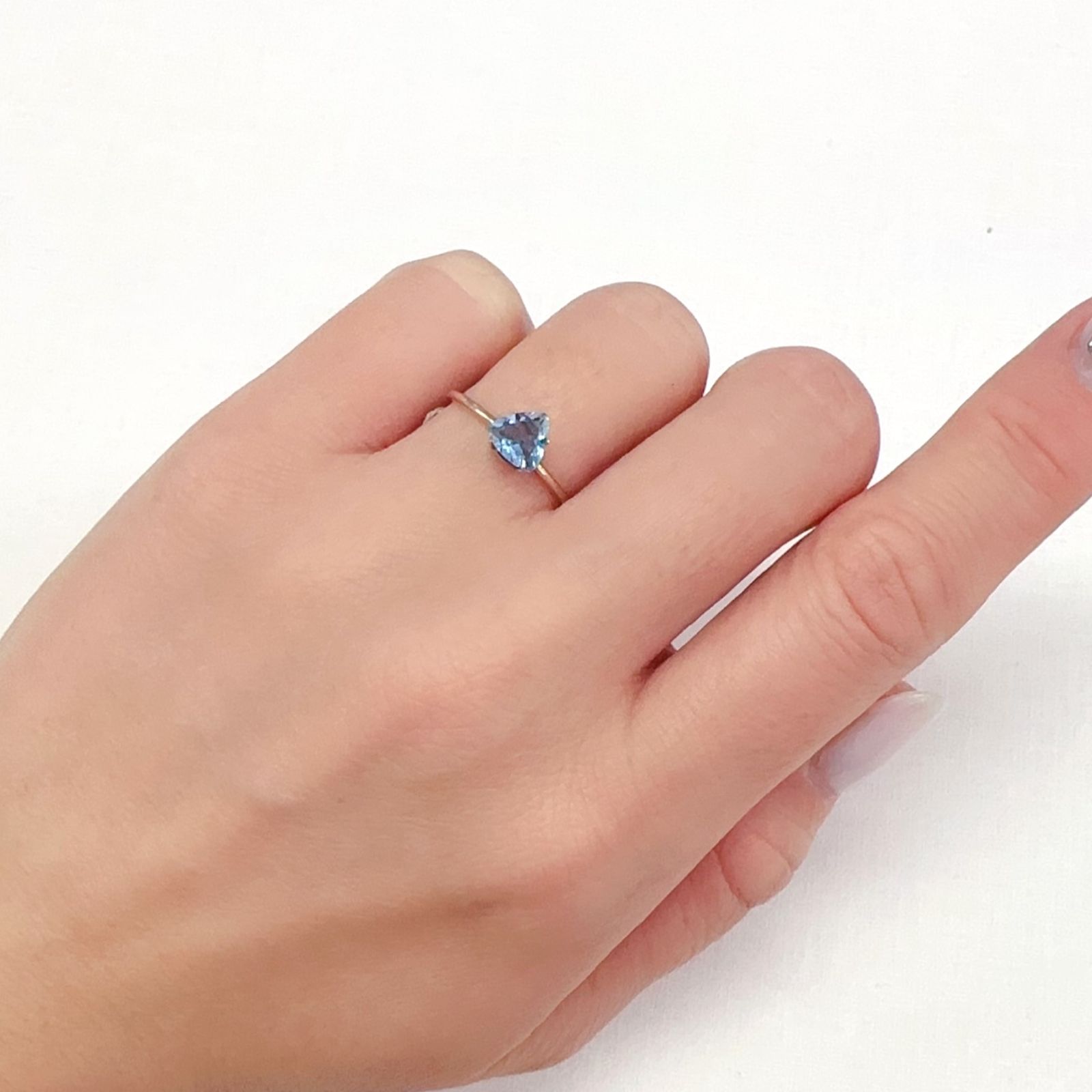 サンタマリアアクアマリン ブラジル産 0.49ct[231224578]6x6mm前後
