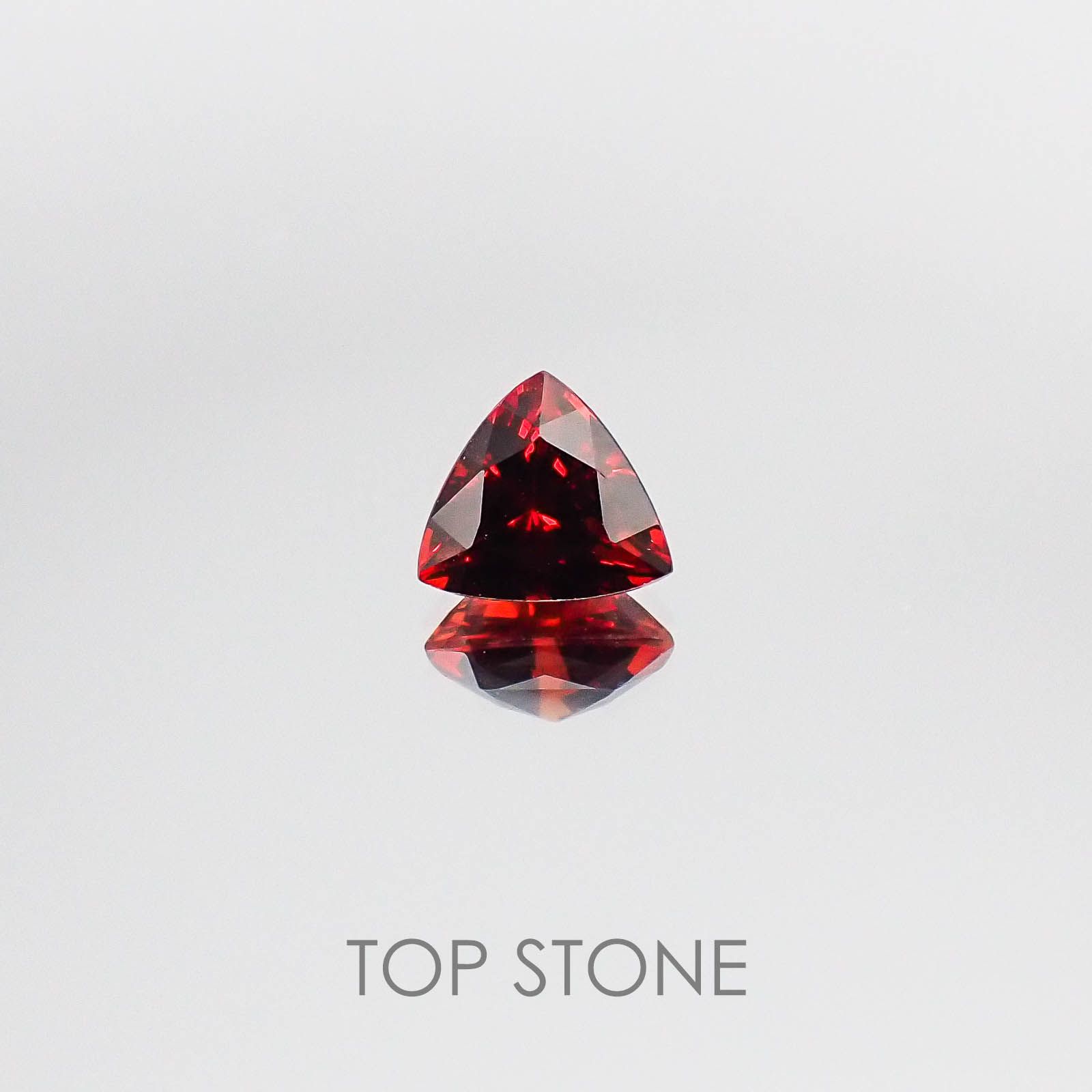 アルマンディンスペサルティンガーネット マダガスカル産 ルース 2.66ct[20073706]8.6×7.8mm前後