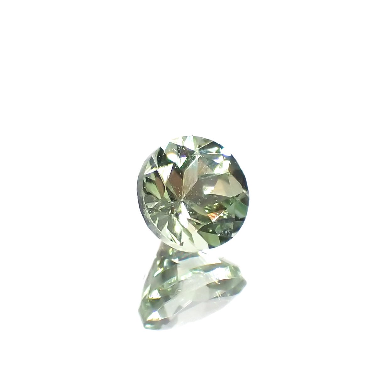 ミントガーネット タンザニア産 0.39ct[231023718]4.1x4.1mm前後