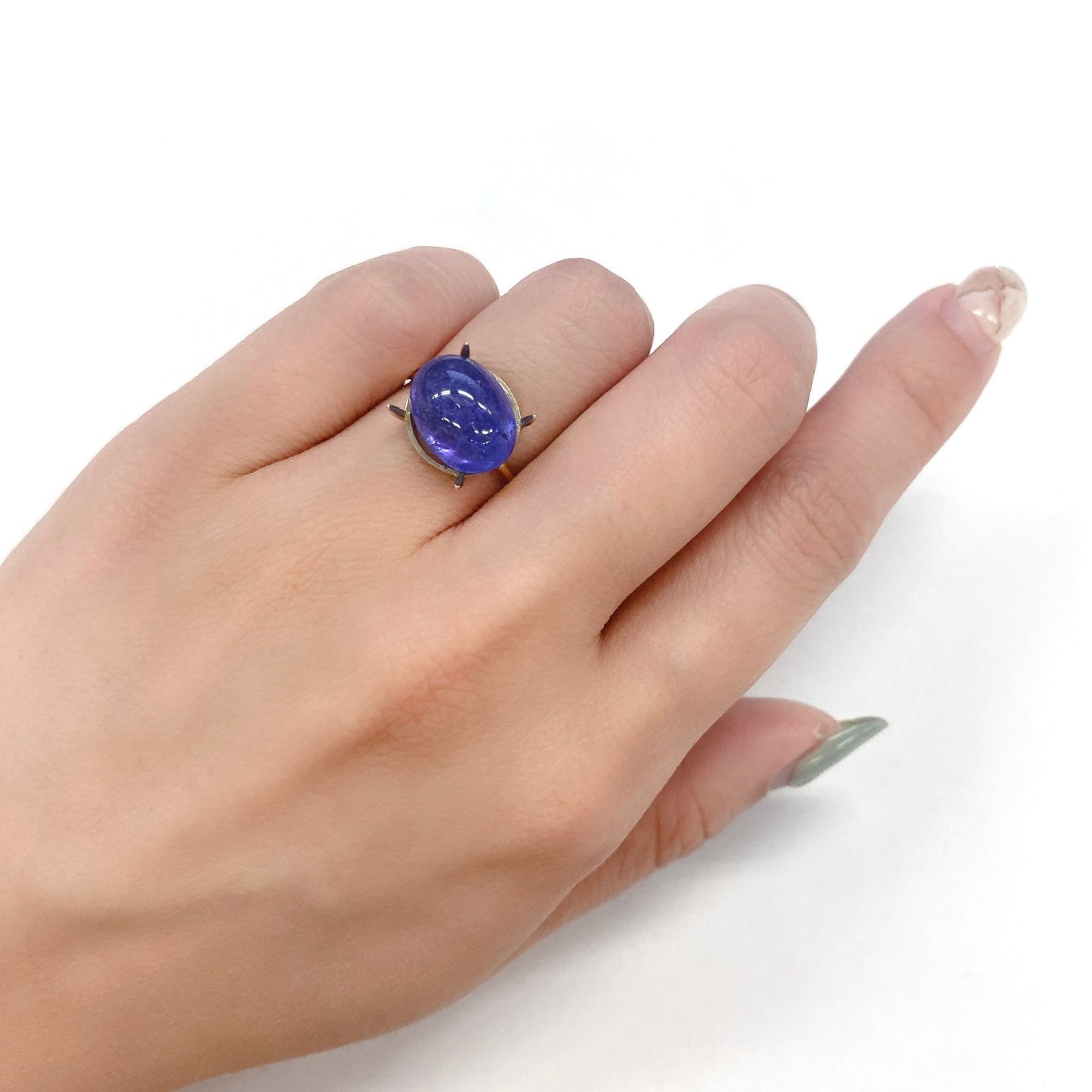 タンザナイト(宝石名タンザナイト)タンザニア産 7.84ct 識別済[231124274]12.8x9.7mm前後