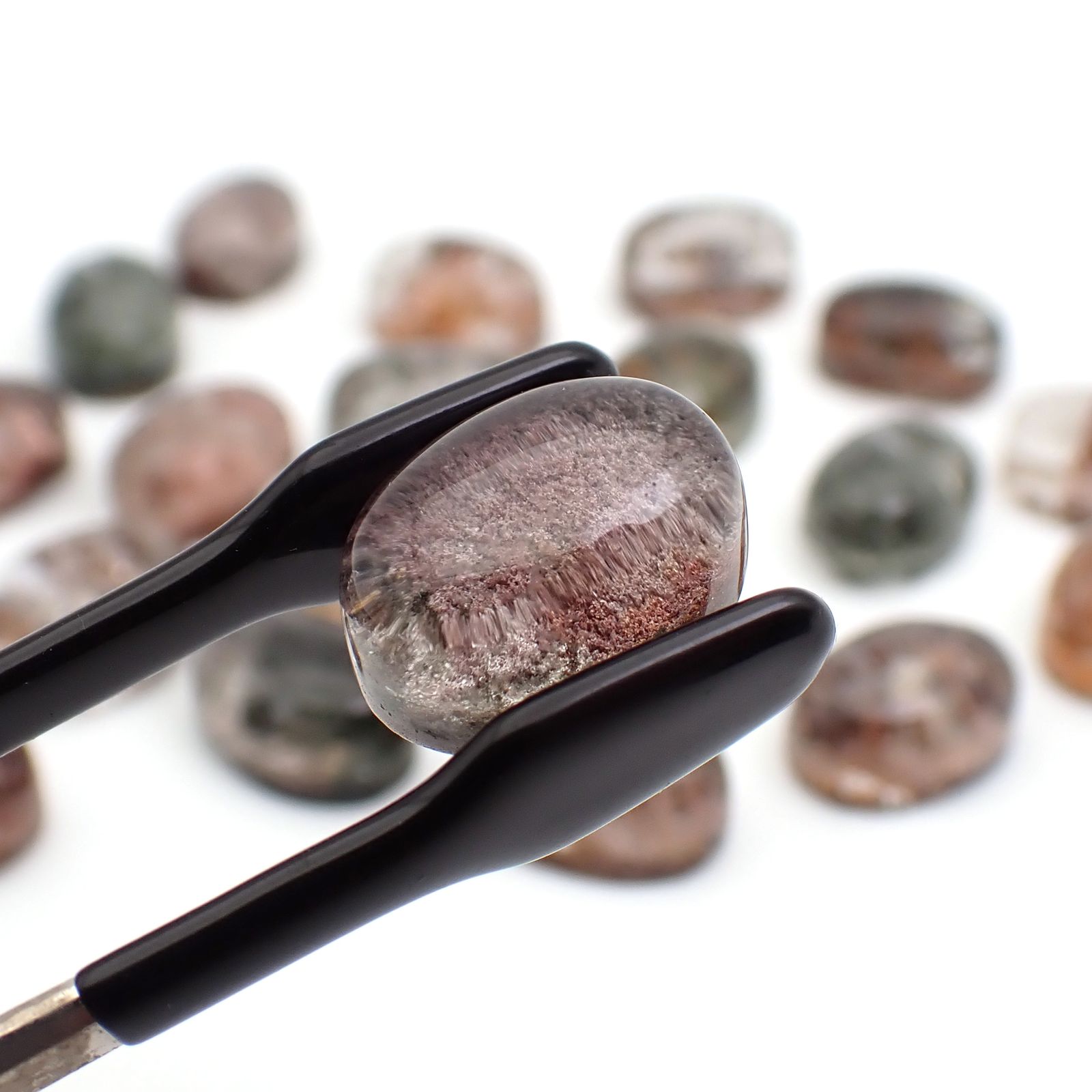 ◇ランダムセレクト1個販売◇ガーデンクォーツ ブラジル産 約8.50ct / 13.9x10mm前後 [260832664]