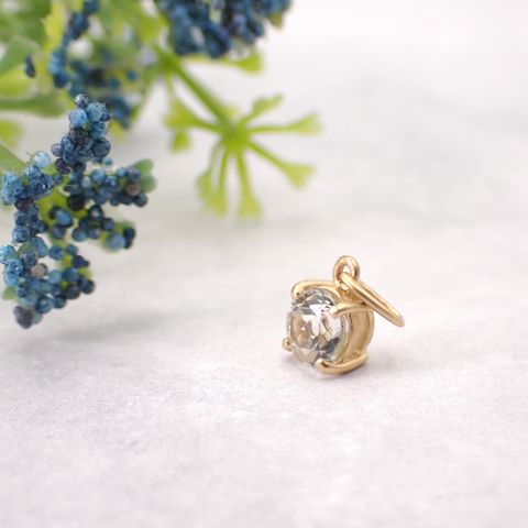 ペンダント空枠：石留め▶アクロアイト（お客様製作例）