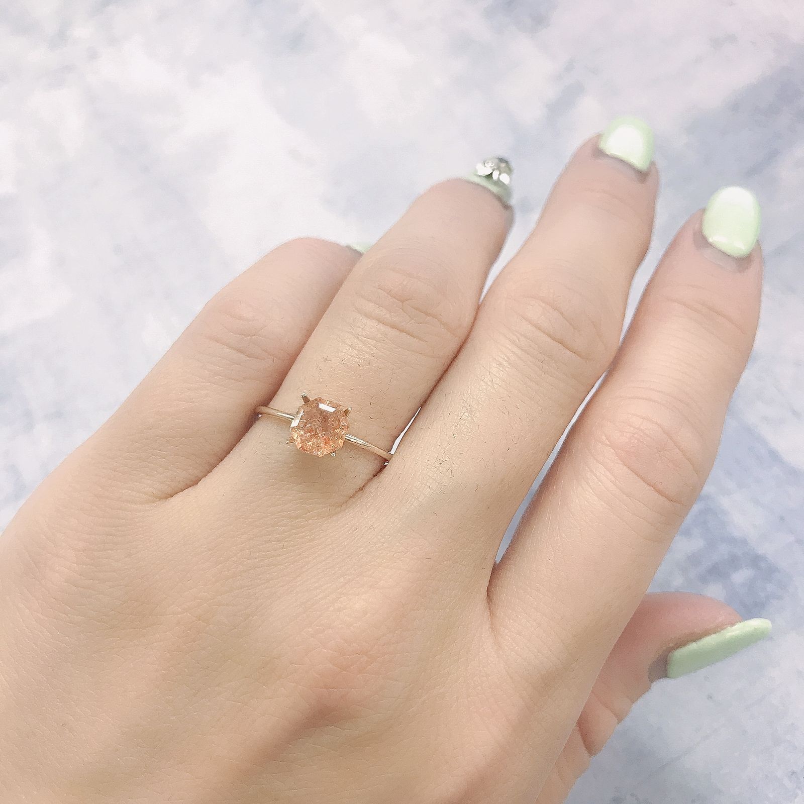 ◇オクタゴンカット◇イリュージョンサンストーン インド産 0.81ct[220115494]6.1x6mm前後