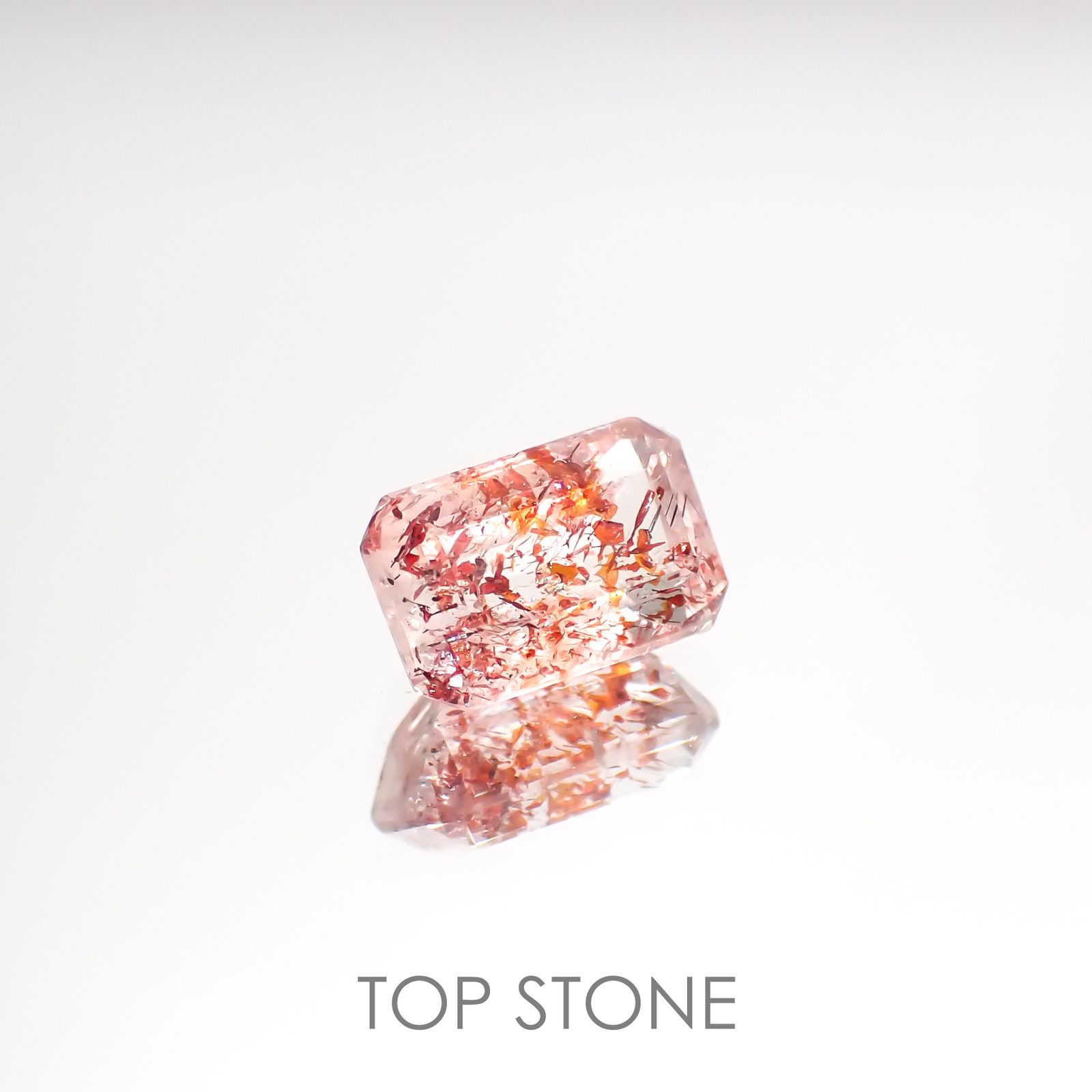 ファイヤークォーツ ナイジェリア産 2.08ct[220114768]9.4x6mm前後